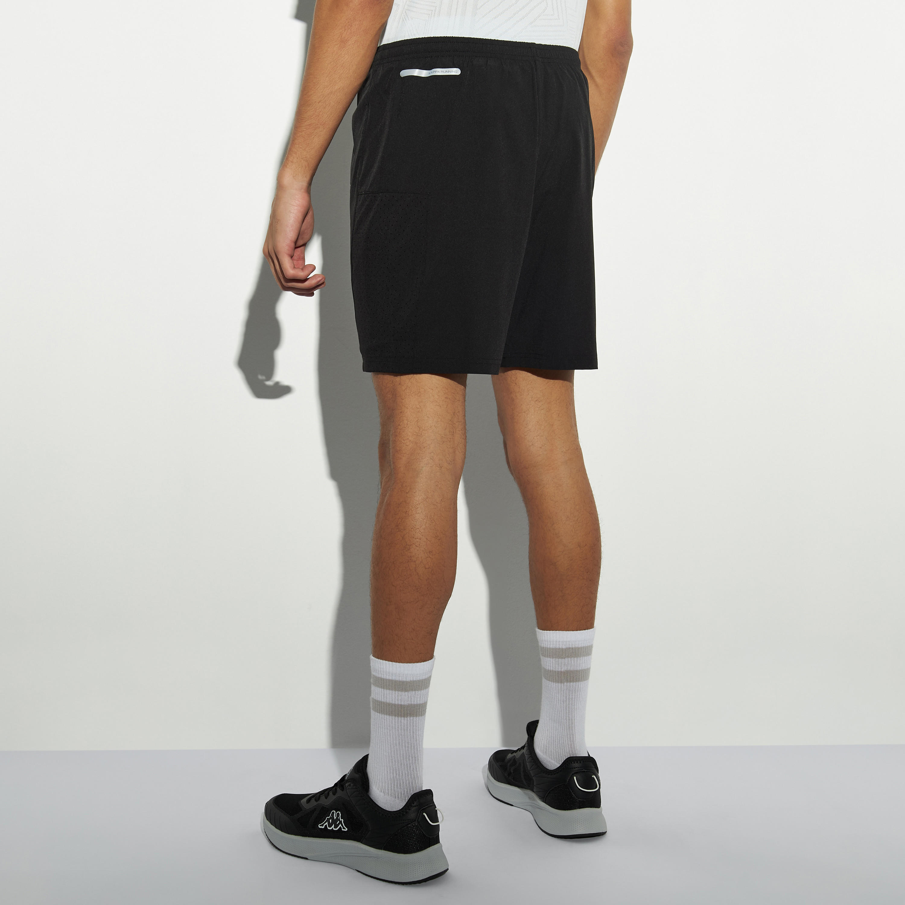 شورت بطبعات وخصر مطّاطي من كابا-men-clothing-bottoms-shorts-image-3