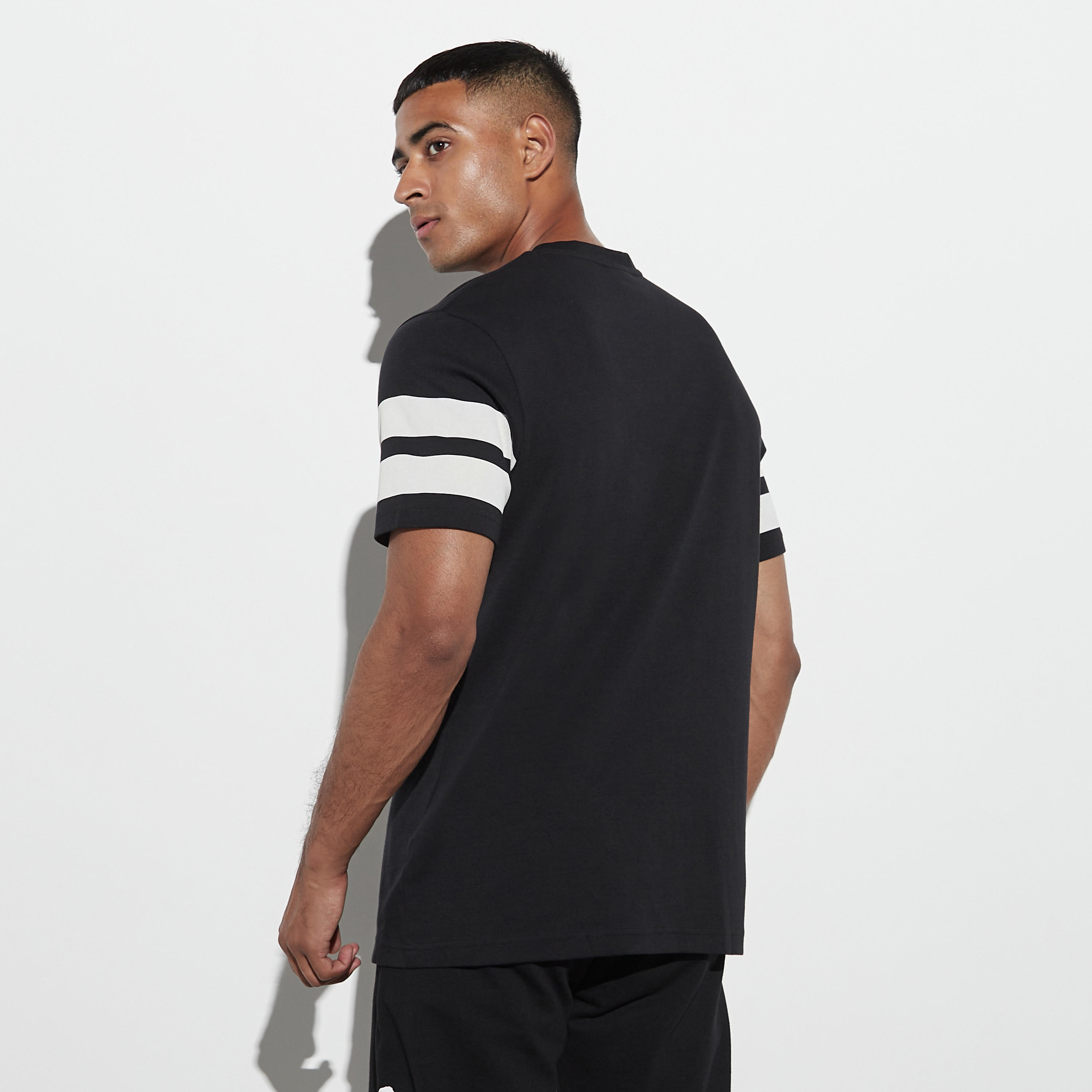 Kappa Graphic Print Crew Neck T-shirt with Short Sleeves-men-clothing-sportswearandactivewear-tshirtsandpolos-image-3
