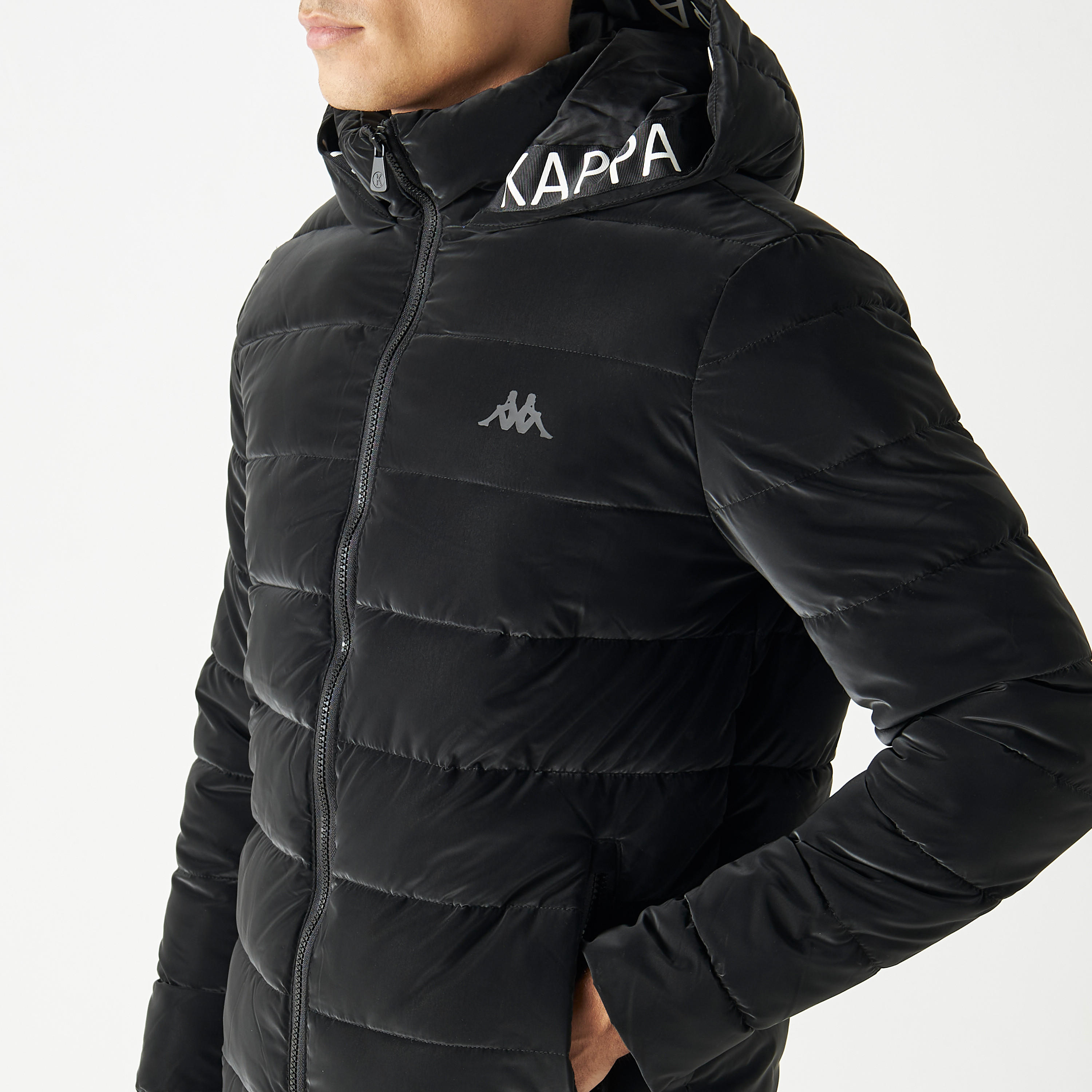 جاكيت منفوخ مزين بقبّعة وأكمام طويلة من كابا-men-clothing-jacketsandblazers-jackets-image-4