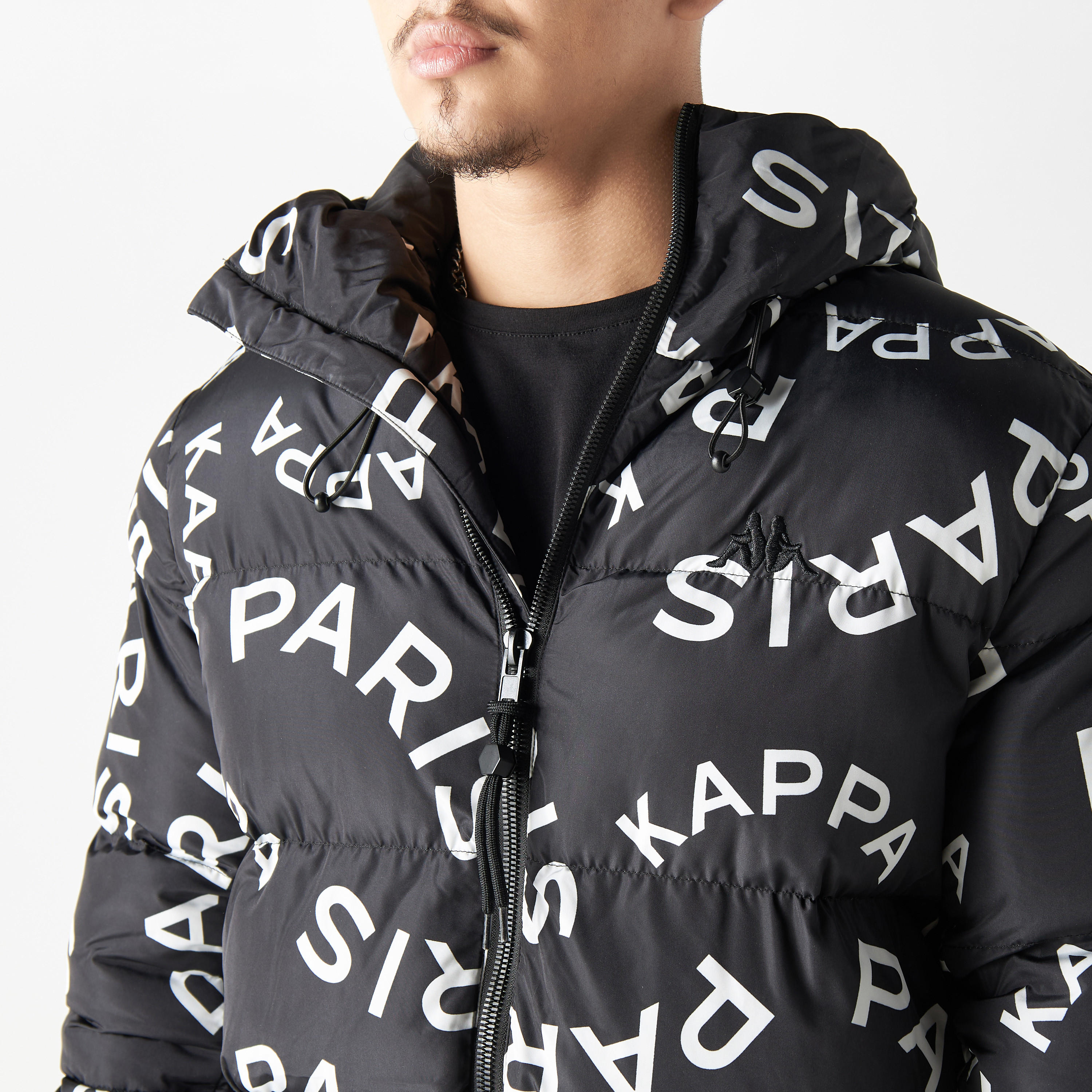 جاكيت منفوخ بسحّاب وأكمام طويلة وقبّعة وطبعات من كابا-men-clothing-jacketsandblazers-jackets-image-4