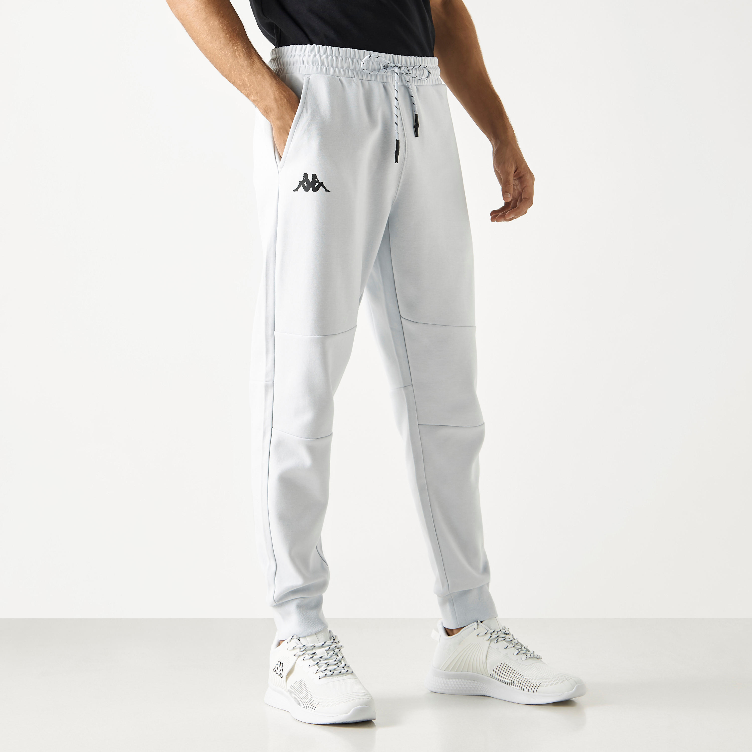 بنطلون رياضي برباط إغلاق وجيوب من كابا-men-clothing-sportswearandactivewear-bottoms-image-1