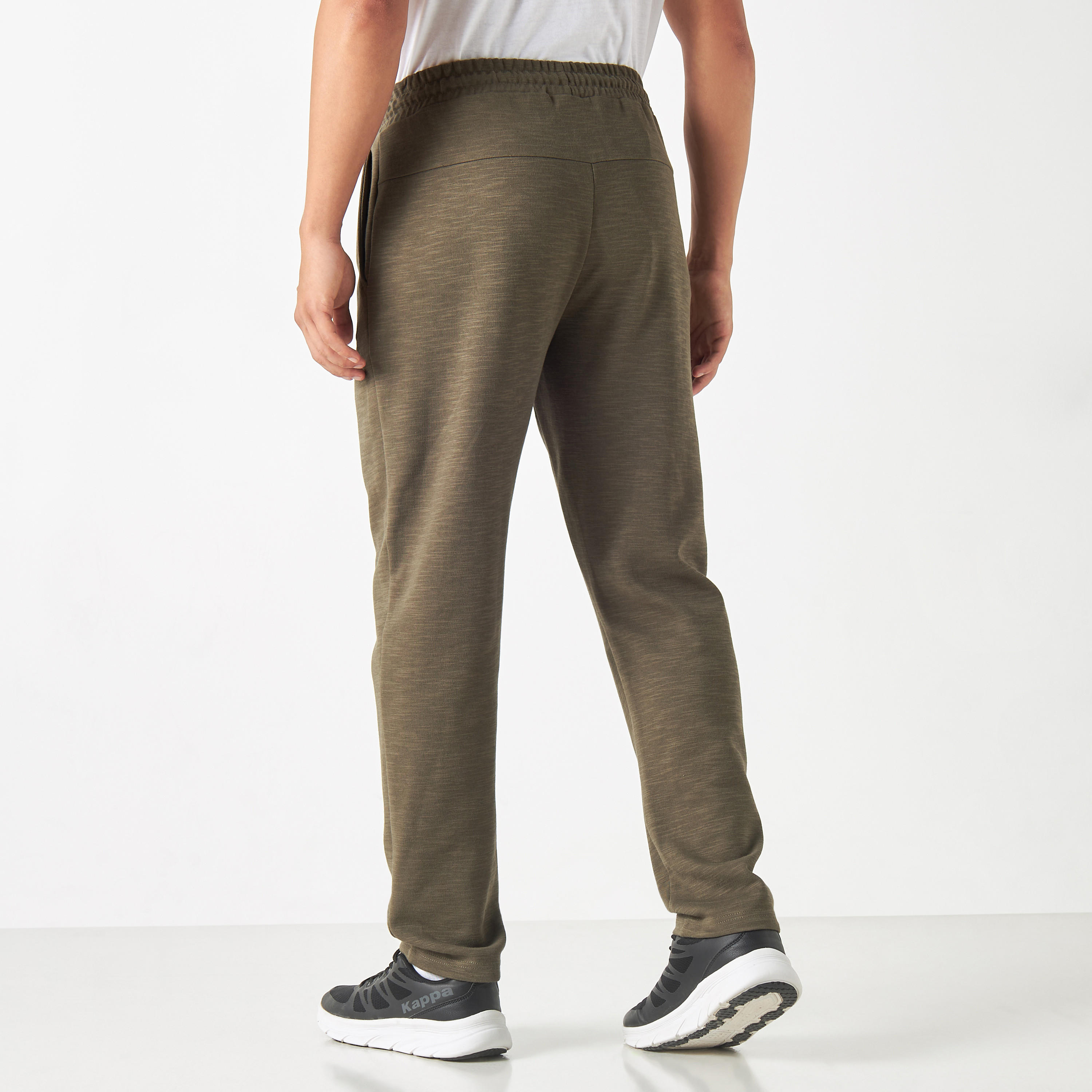 بنطلون رياضي برباط إغلاق من كابا-men-clothing-sportswearandactivewear-bottoms-image-3