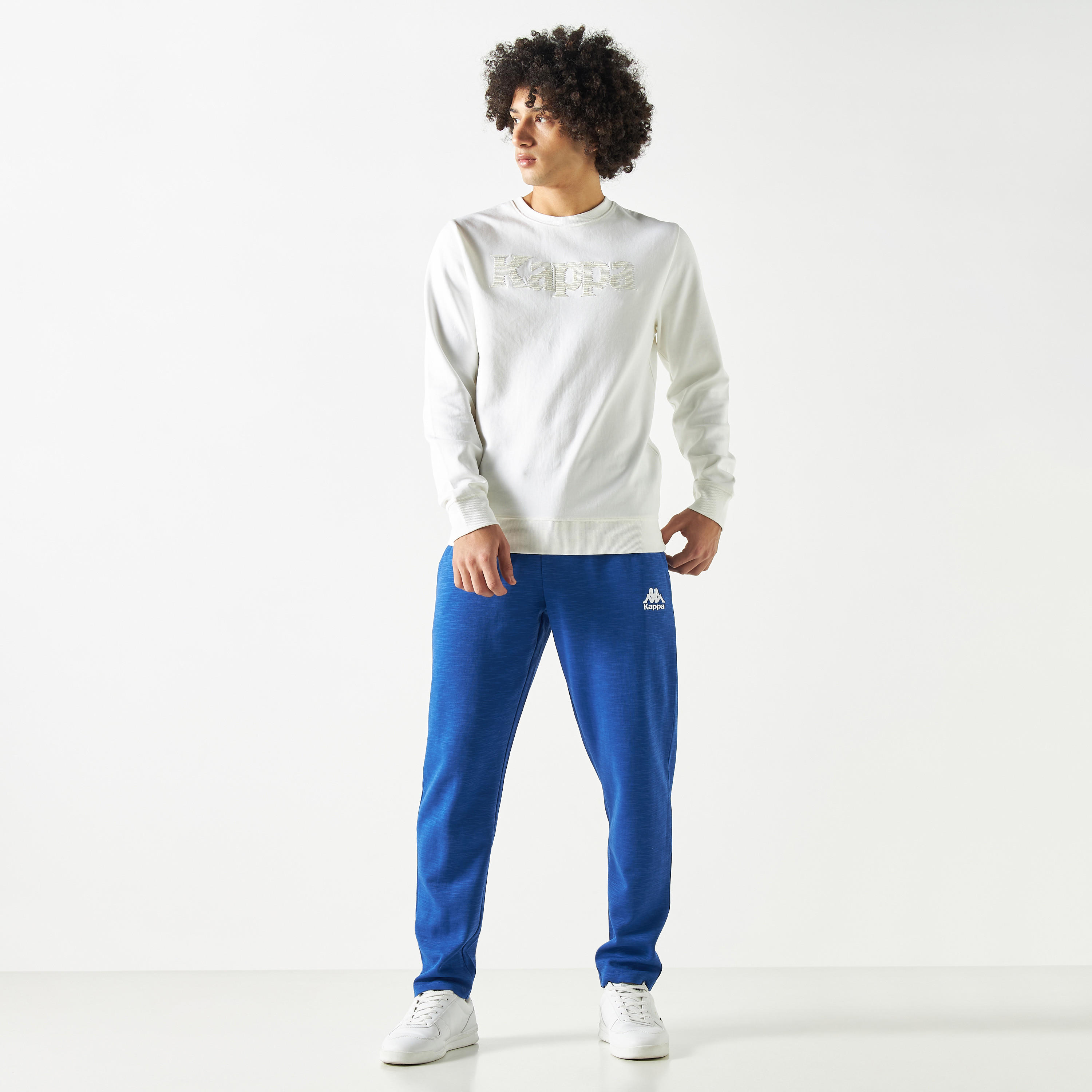 بنطلون رياضي برباط إغلاق وجيوب وطبعات من كابا-men-clothing-sportswearandactivewear-bottoms-image-2