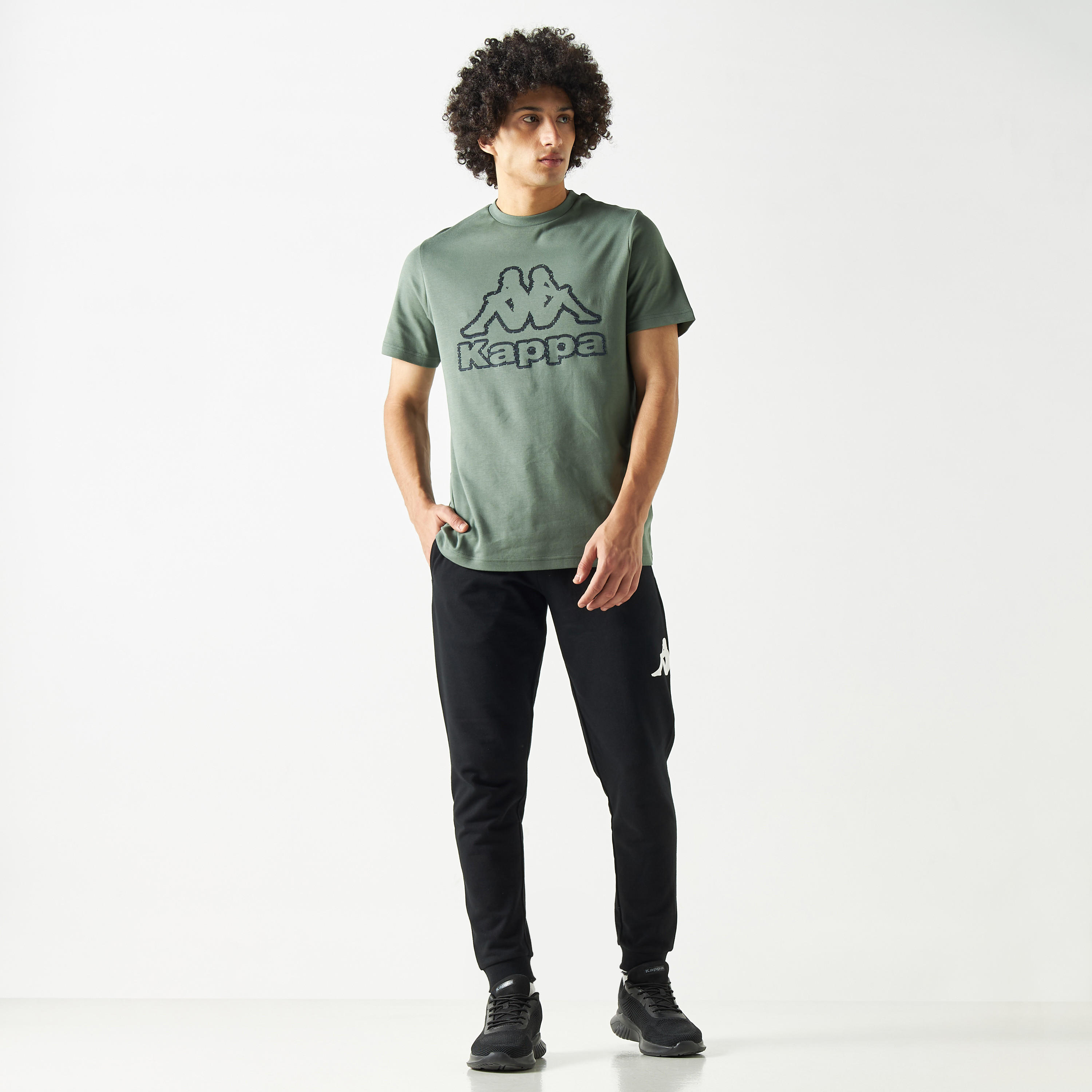 تيشيرت بأكمام قصيرة وطبعات شعار من كابا-men-clothing-sportswearandactivewear-tshirtsandpolos-image-2