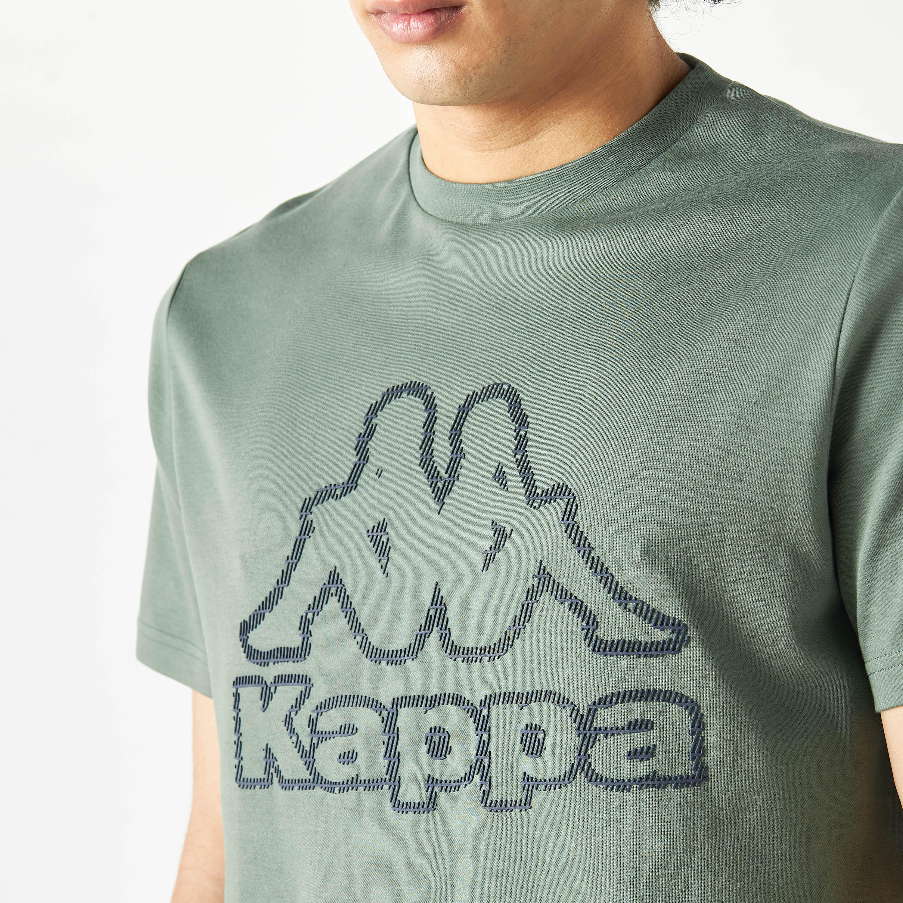 تيشيرت بأكمام قصيرة وطبعات شعار من كابا-men-clothing-sportswearandactivewear-tshirtsandpolos-image-4