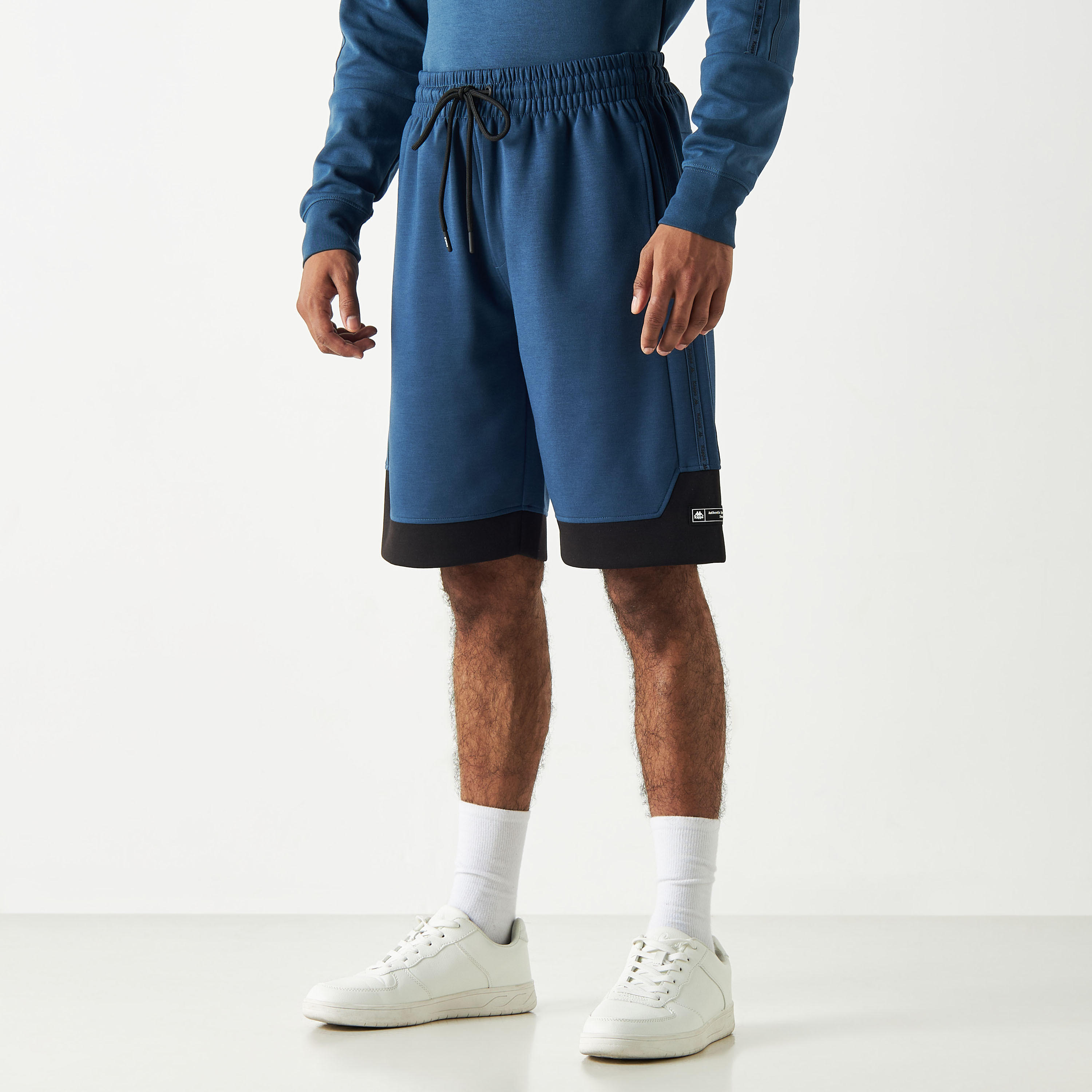 شورت بجيوب ورباط إغلاق من كابا-men-clothing-bottoms-shorts-image-1