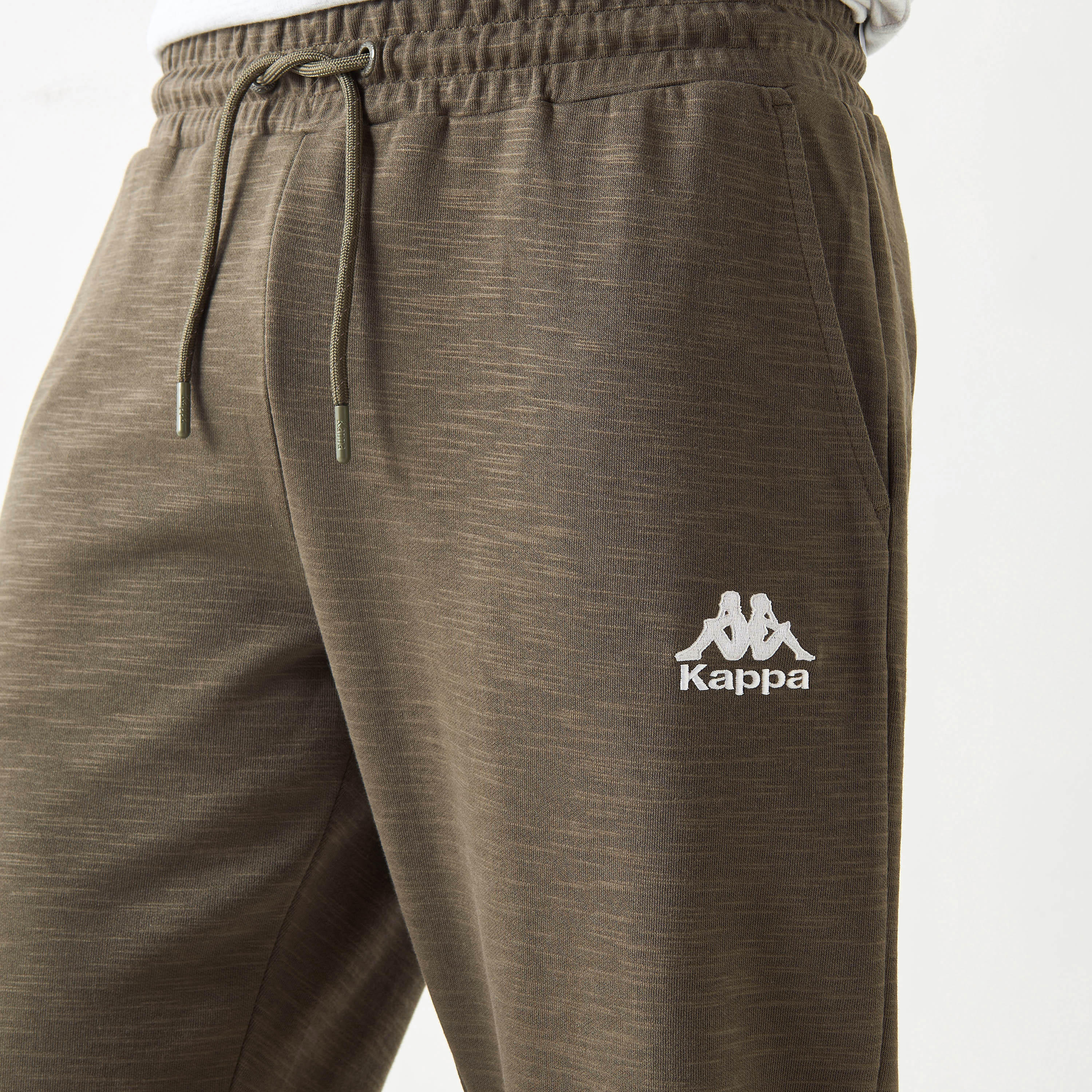 بنطلون رياضي برباط إغلاق وجيوب من كابا-men-clothing-sportswearandactivewear-bottoms-image-4