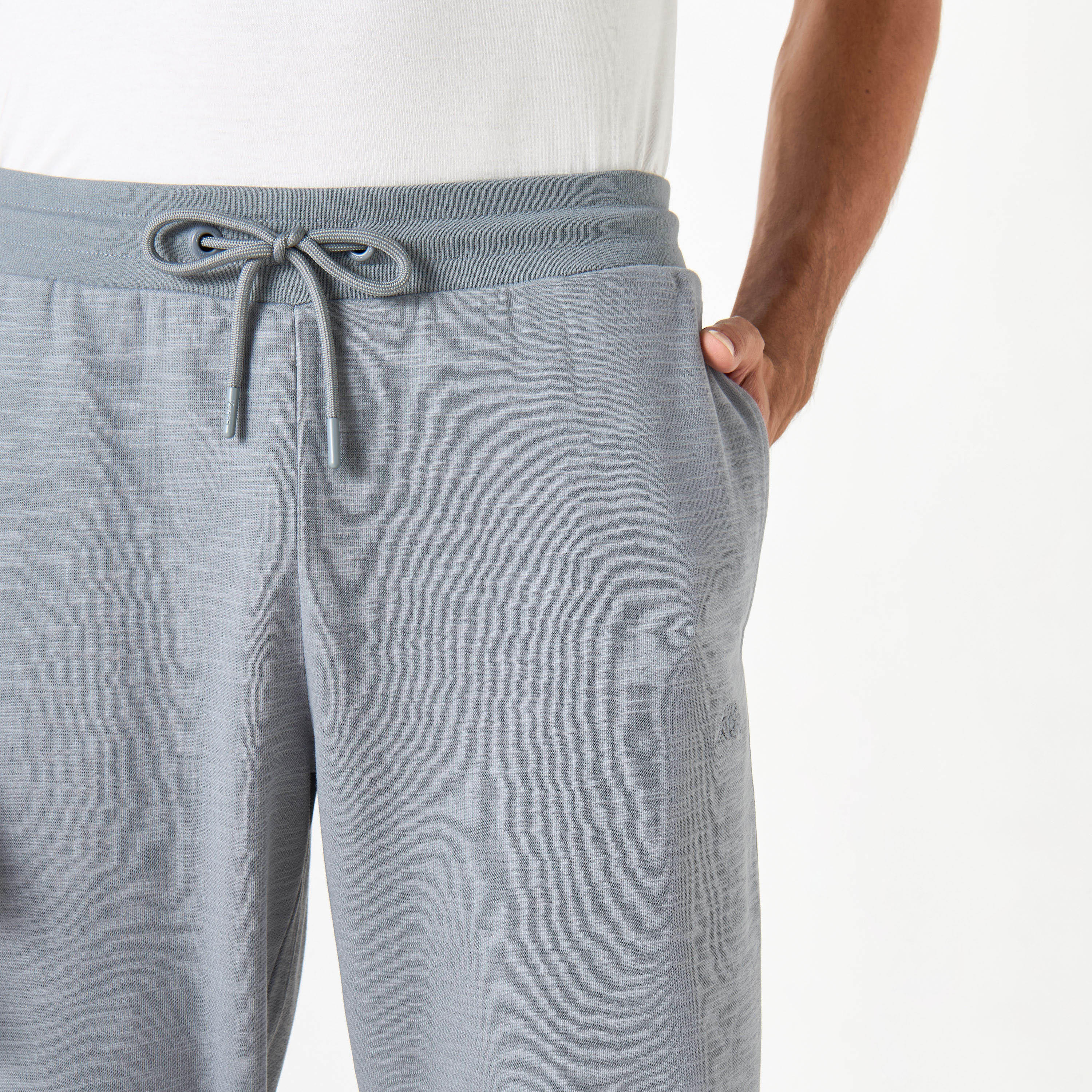 بنطلون رياضي سادة برباط إغلاق وجيوب من كابا-men-clothing-sportswearandactivewear-bottoms-image-8
