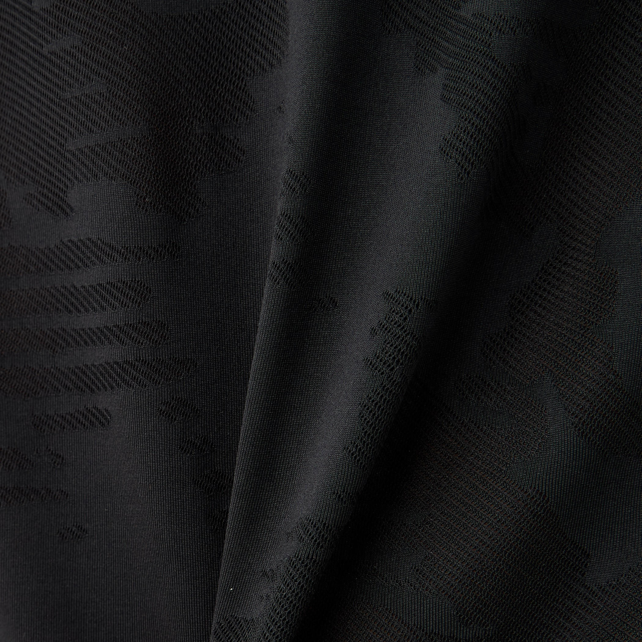 تيشيرت تدريب بطبعات شعار من كابا-men-clothing-sportswearandactivewear-tshirtsandpolos-image-5