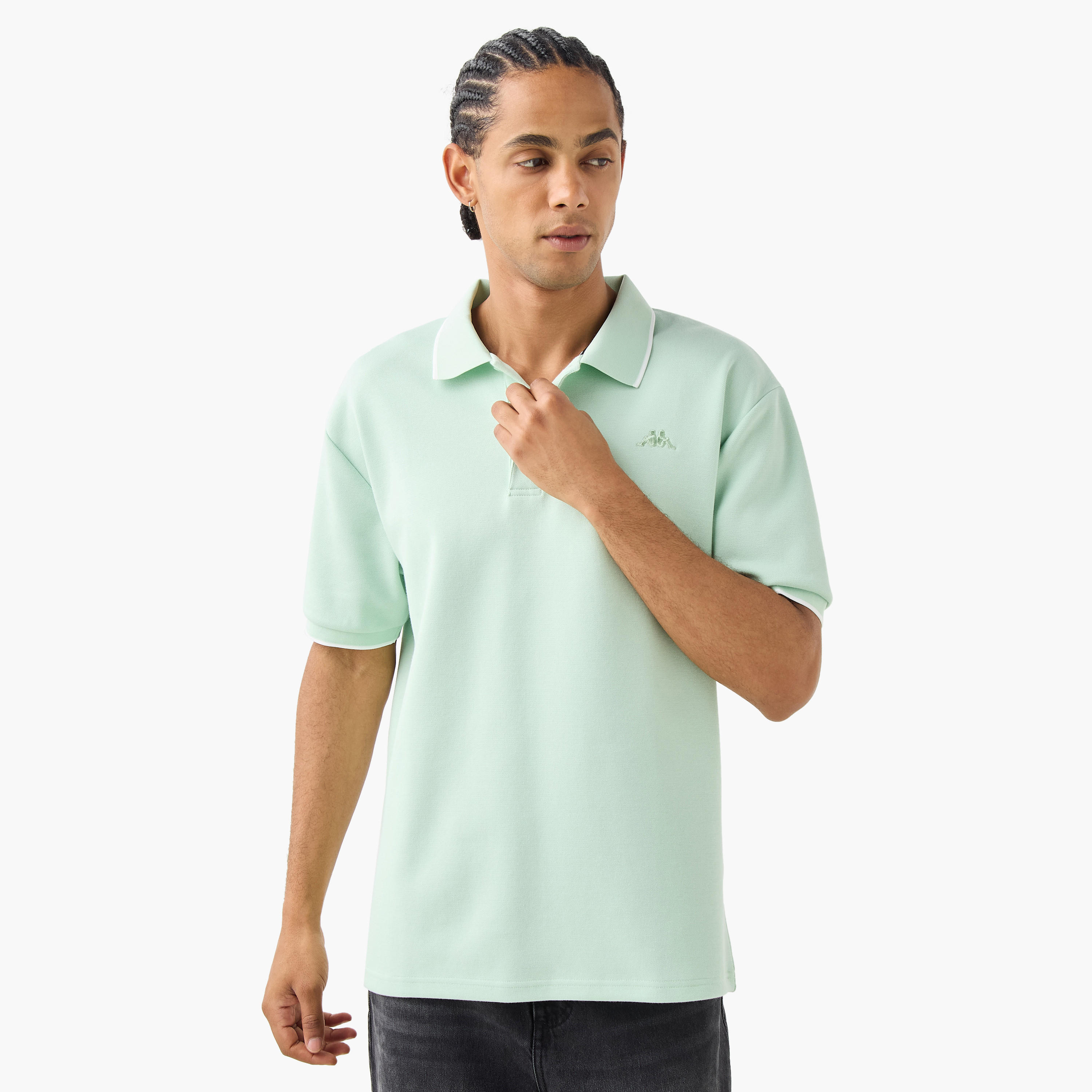تيشيرت بولو بتطريز شعار وأكمام قصيرة من كابا-men-clothing-tshirtsandpolos-polos-image-2
