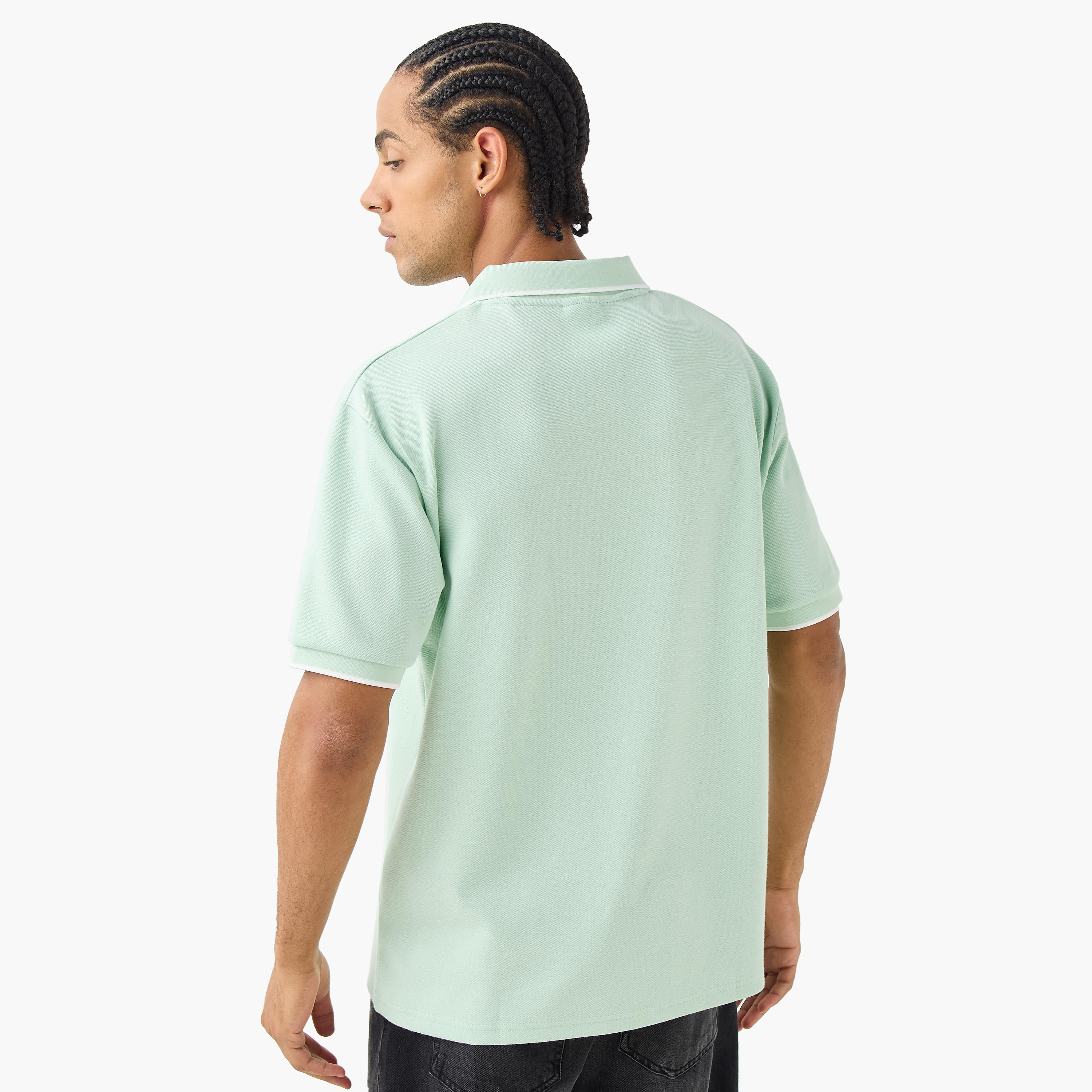 تيشيرت بولو بتطريز شعار وأكمام قصيرة من كابا-men-clothing-tshirtsandpolos-polos-image-4