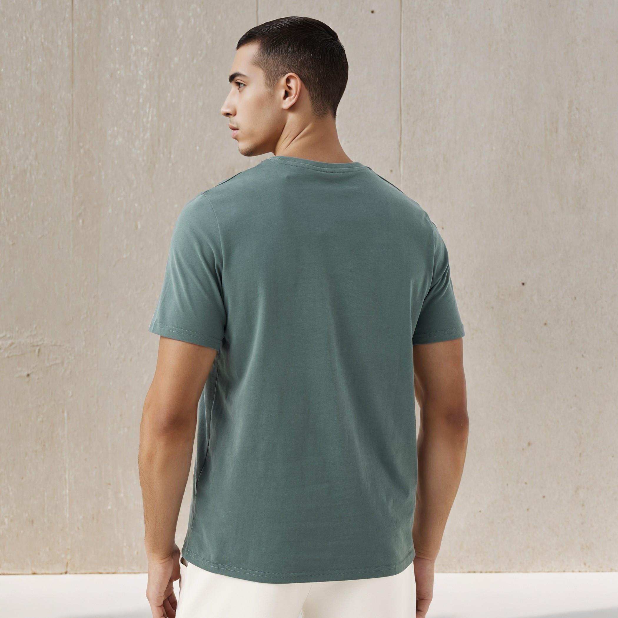 Kappa Logo Detail Crew Neck T-shirt-men-clothing-sportswearandactivewear-tshirtsandpolos-image-3