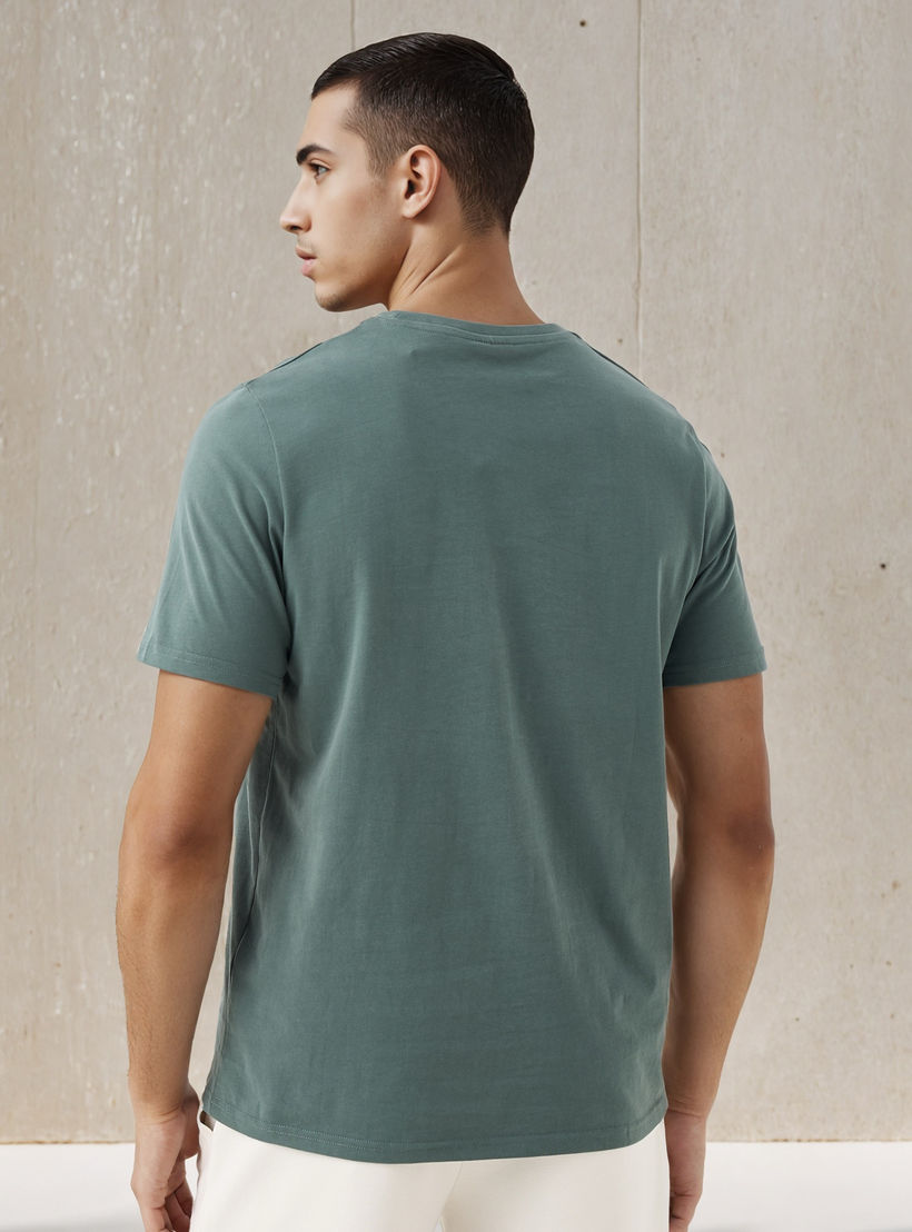 Kappa Logo Detail Crew Neck T-shirt-men-clothing-sportswearandactivewear-tshirtsandpolos-image-3