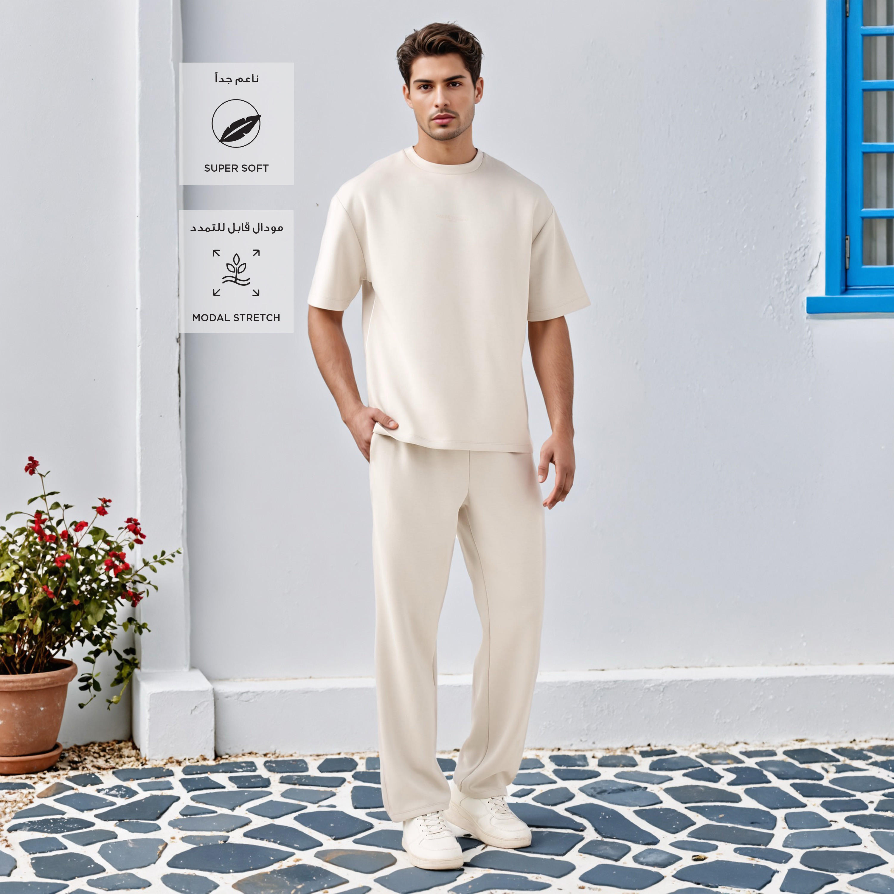 بنطلون رياضي برباط إغلاق وطبعات من كابا-men-clothing-sportswearandactivewear-bottoms-joggers-image-2
