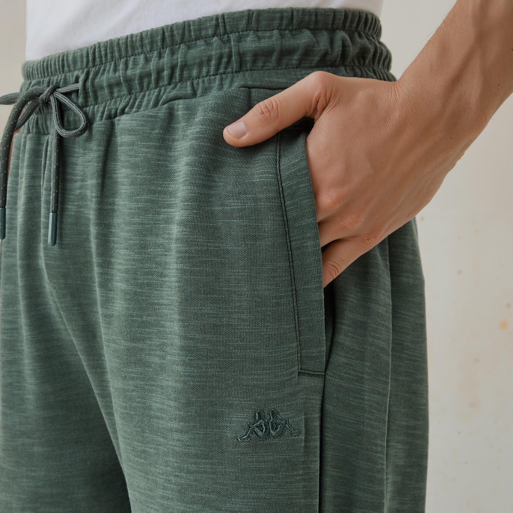 شورت بقصّة عادية ورباط إغلاق وجيوب من كابا-men-clothing-bottoms-shorts-image-4