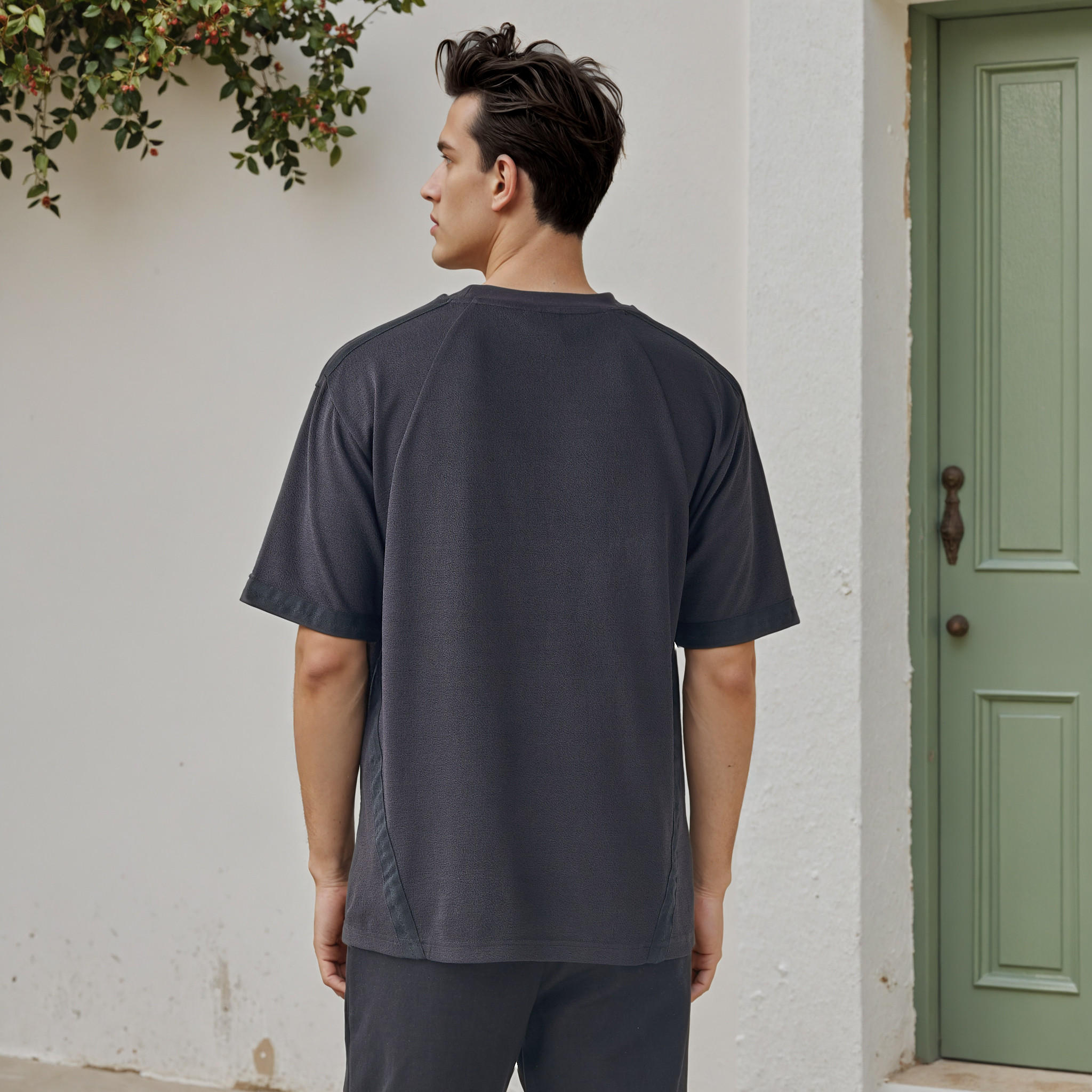 تيشيرت جاكار بارز الملمس من كابا-men-clothing-tshirtsandpolos-tshirts-image-3