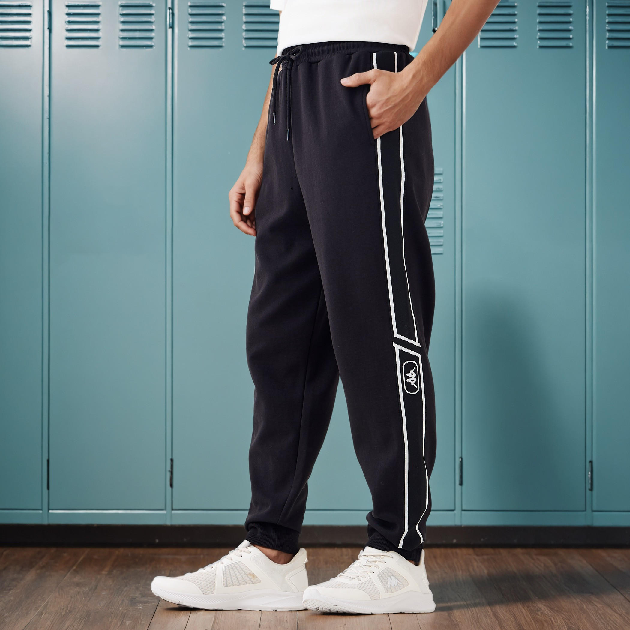 Kappa Logo Print Joggers with Drawstring Closure-men-clothing-sportswearandactivewear-bottoms-joggers-image-1