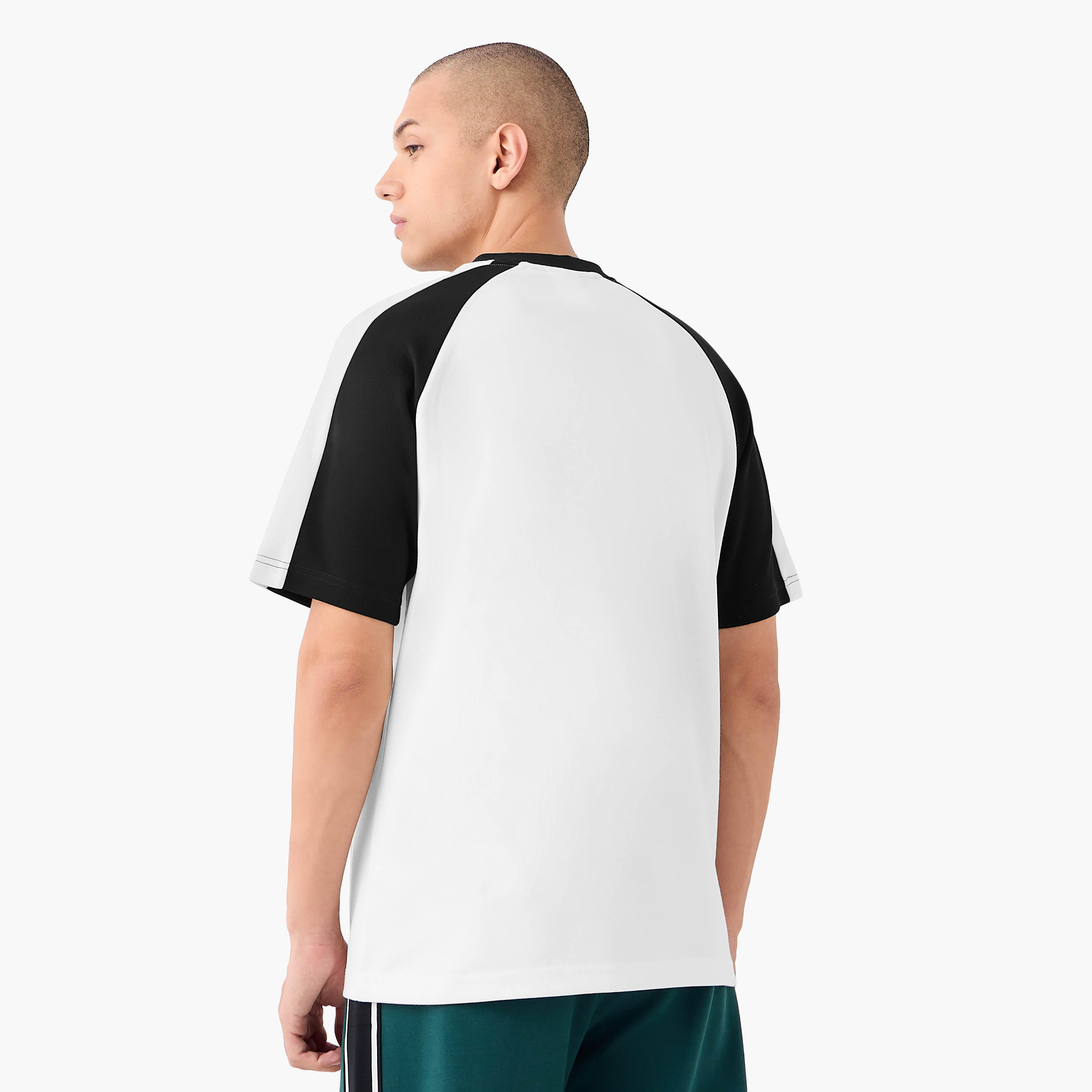 تيشيرت بتصميم قوالب ملونة وأكمام راجلان من كابا-men-clothing-tshirtsandpolos-tshirts-image-3