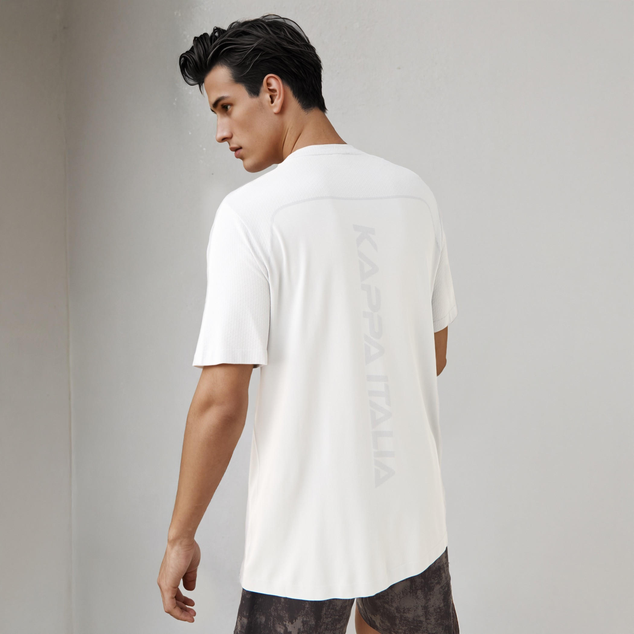 Kappa Seamless T-shirt-men-clothing-tshirtsandpolos-tshirts-image-3