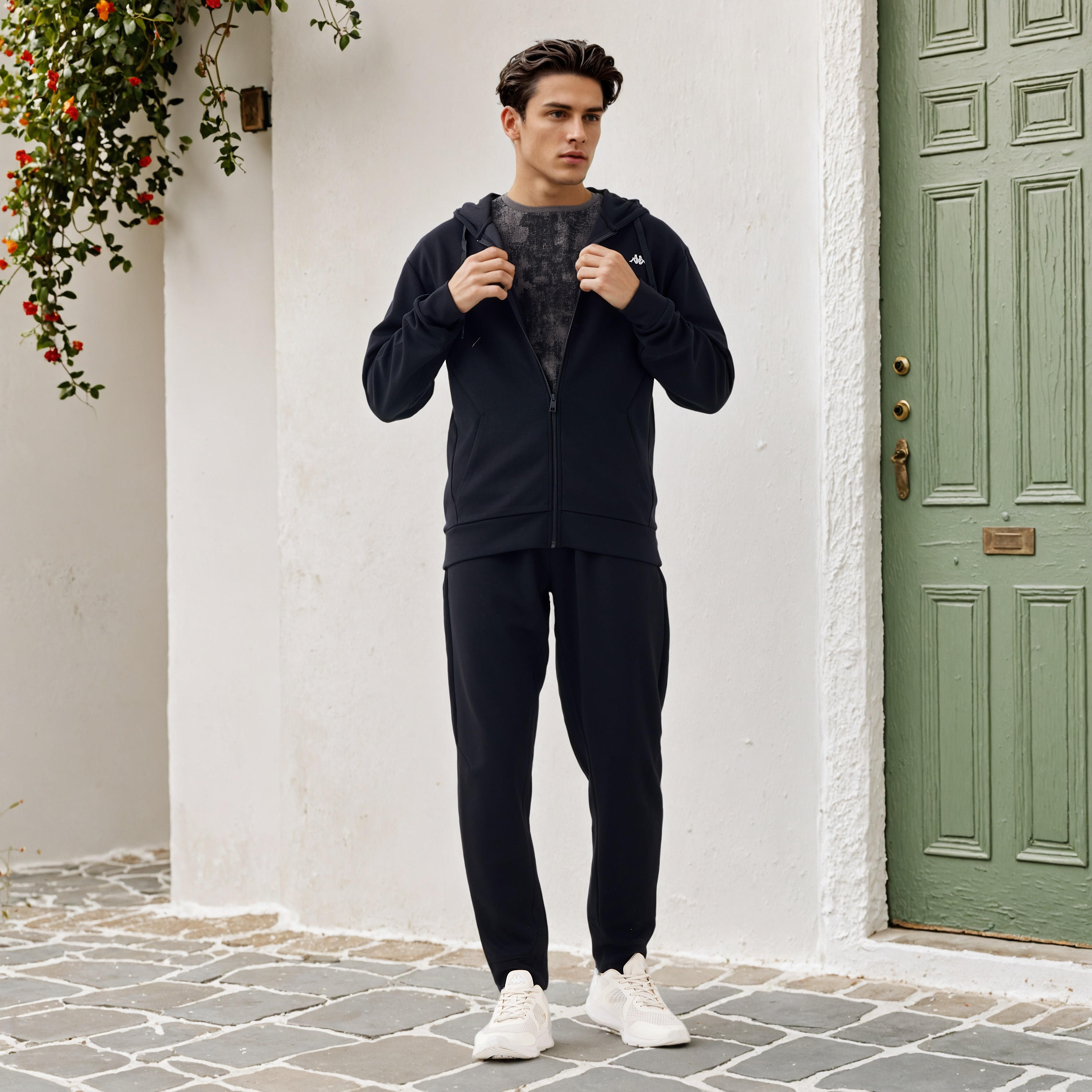 هودي بجيوب من كابا-men-winterwear-hoodiesandsweatshirts-image-2