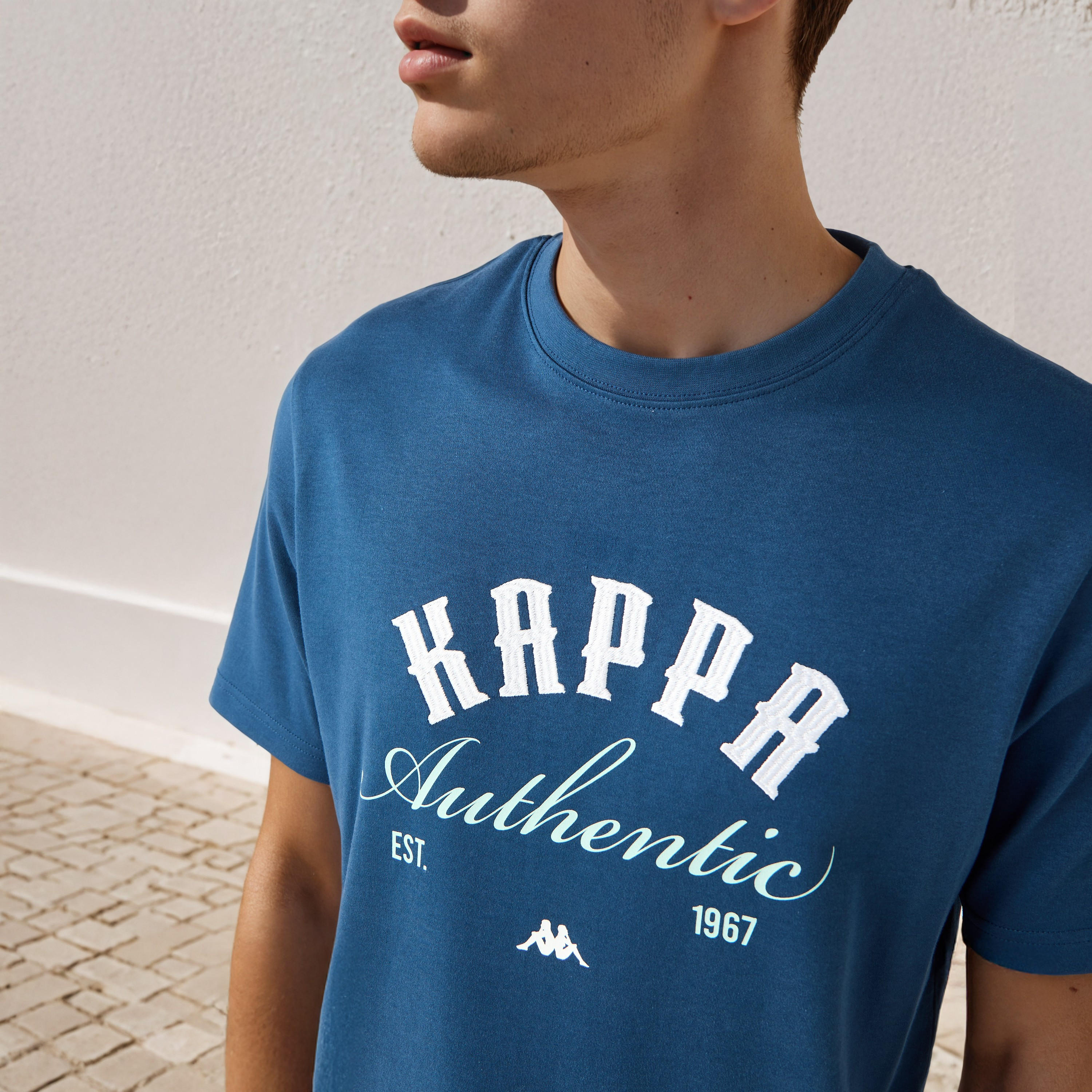 تيشيرت بطبعات شعار من كابا-men-clothing-tshirtsandpolos-tshirts-image-4
