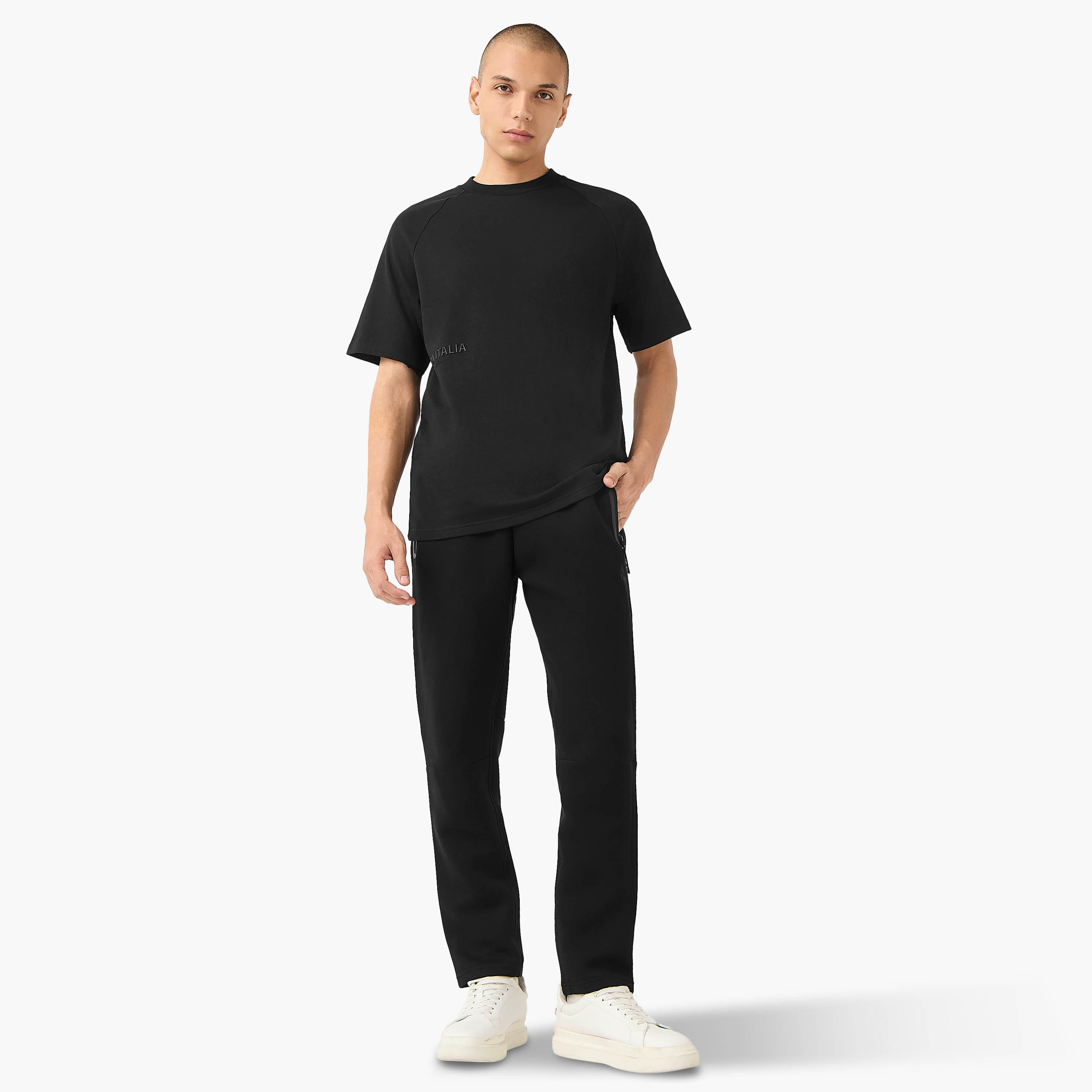 بنطلون رياضي برباط إغلاق وجيوب بسحاب من كابا-men-clothing-sportswearandactivewear-tracksuits-image-4