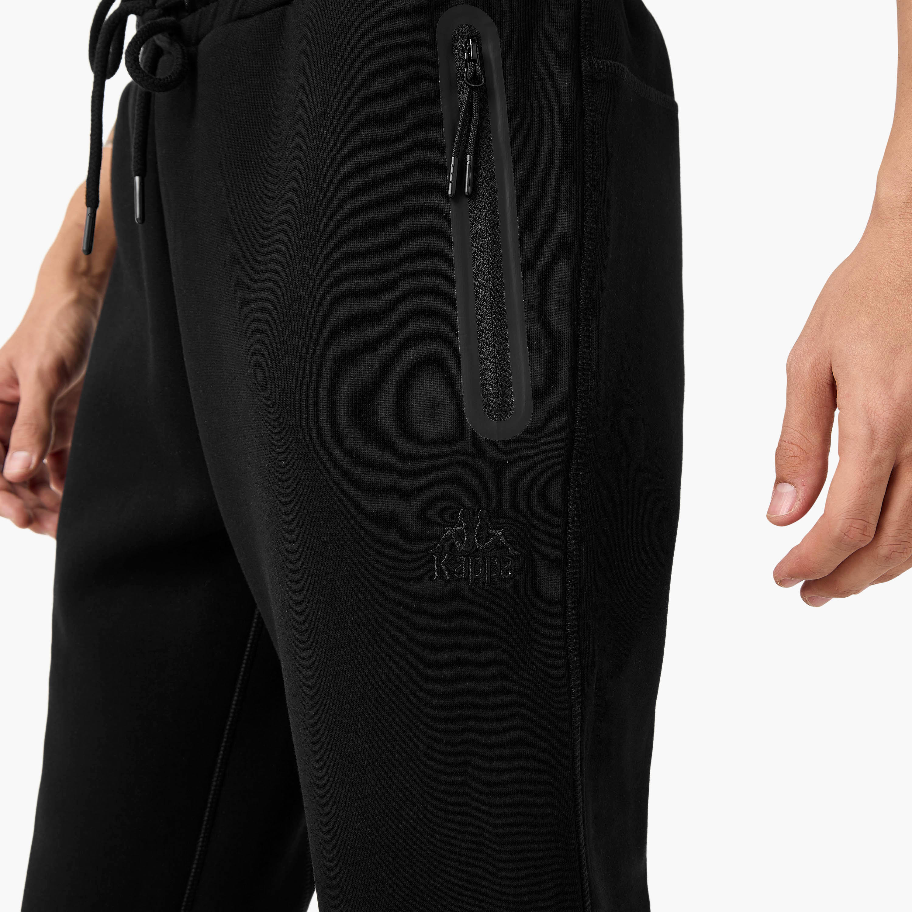 بنطلون رياضي برباط إغلاق وجيوب بسحاب من كابا-men-clothing-sportswearandactivewear-tracksuits-image-2