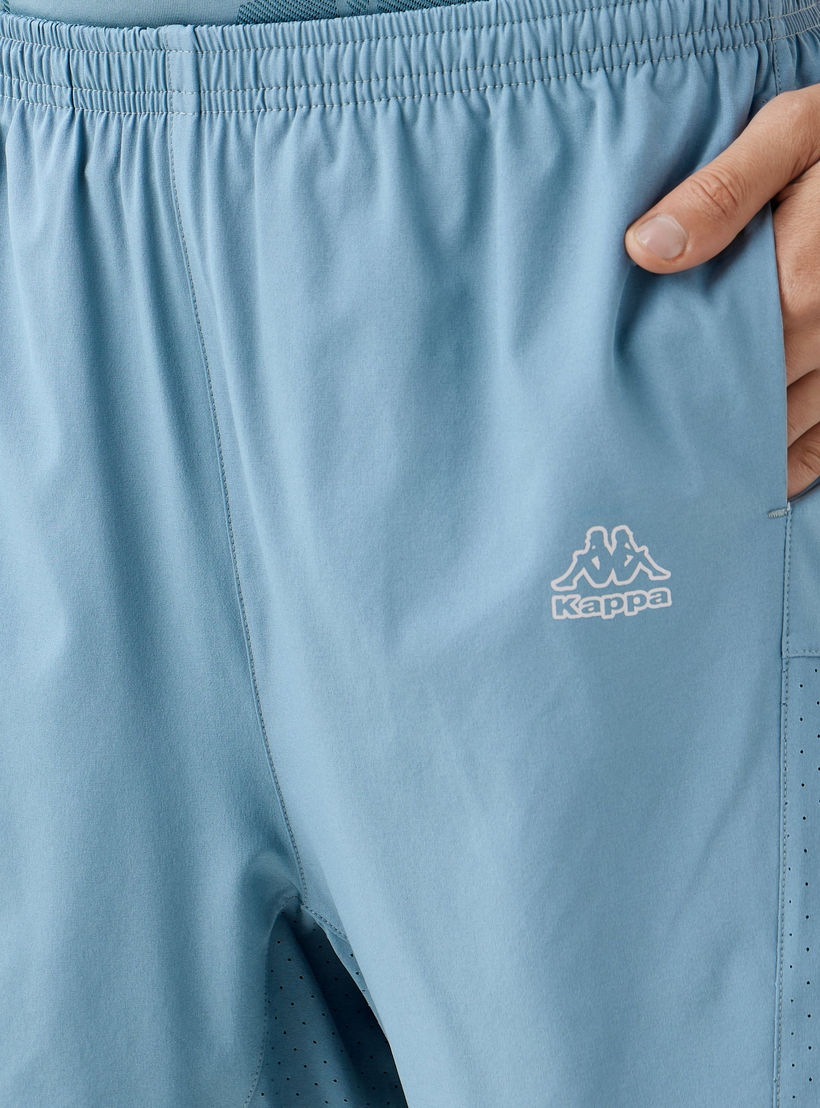 شورت بتزيينات شبكية وجيوب من كابا-men-clothing-bottoms-shorts-image-3