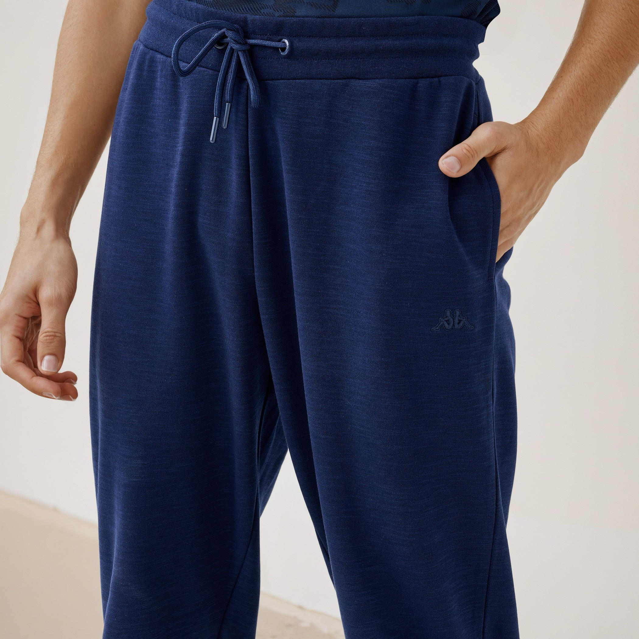 Kappa Jogger with Drawstring Waist and Pockets-men-clothing-sportswearandactivewear-bottoms-joggers-image-4