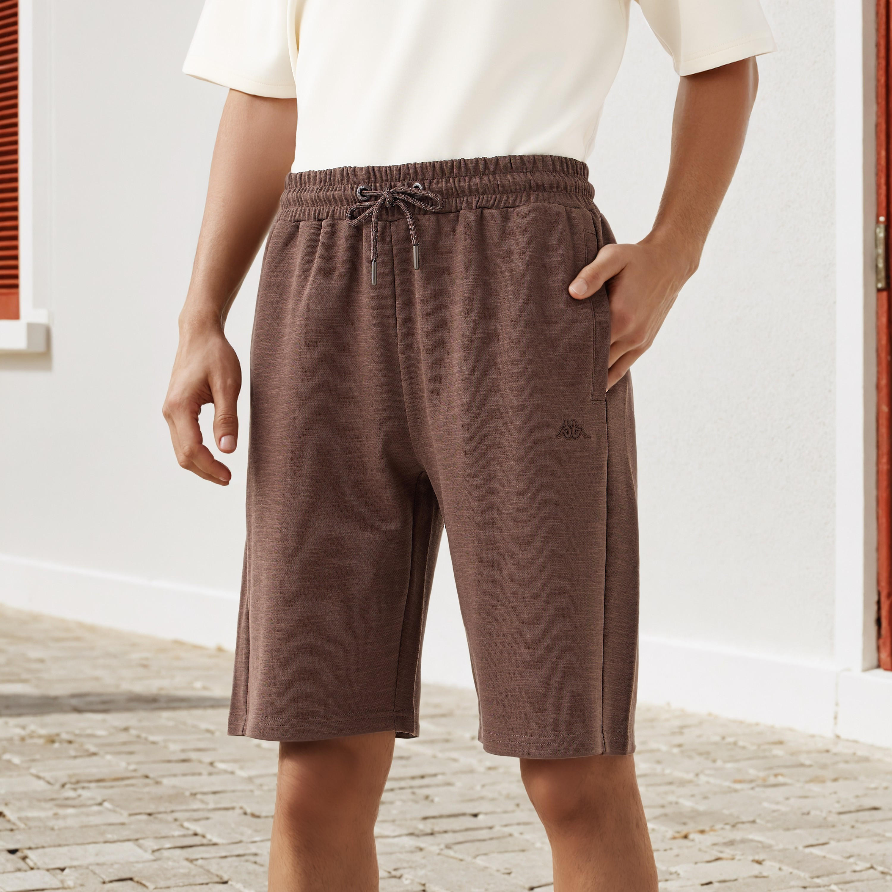 شورت بتطريز بشعار مع جيوب من كابا-men-clothing-bottoms-shorts-image-1