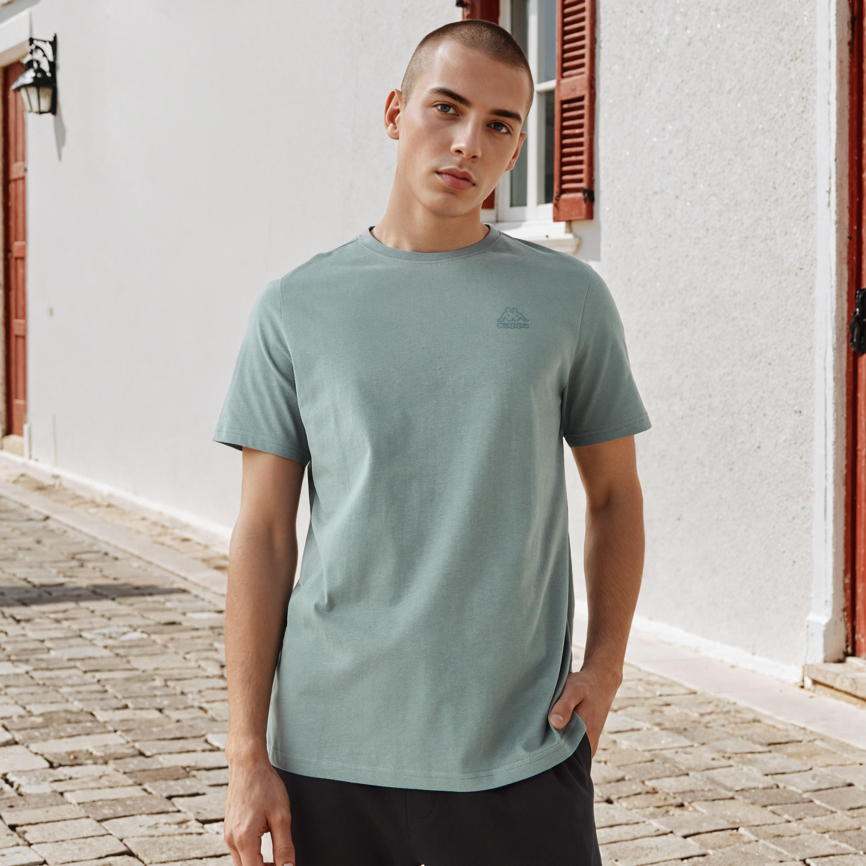 تيشيرت بقصة عادية من كابا-men-clothing-sportswearandactivewear-tshirtsandpolos-image-1