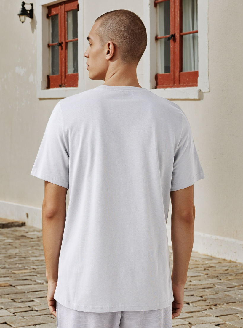 تيشيرت بقصة عادية من كابا-men-clothing-sportswearandactivewear-tshirtsandpolos-image-3