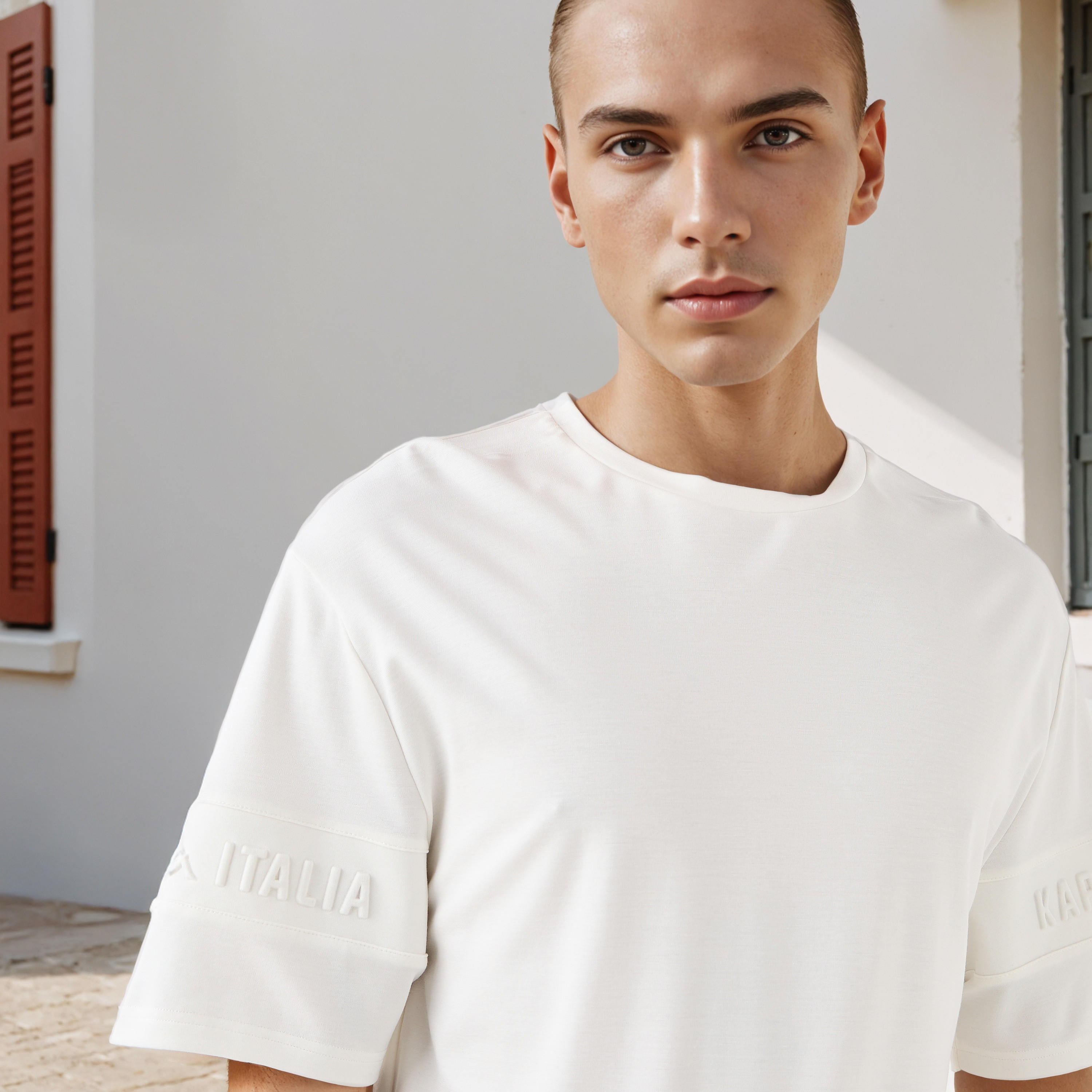 تيشيرت بنقوش شعار من كابا-men-clothing-sportswearandactivewear-tshirtsandpolos-image-2