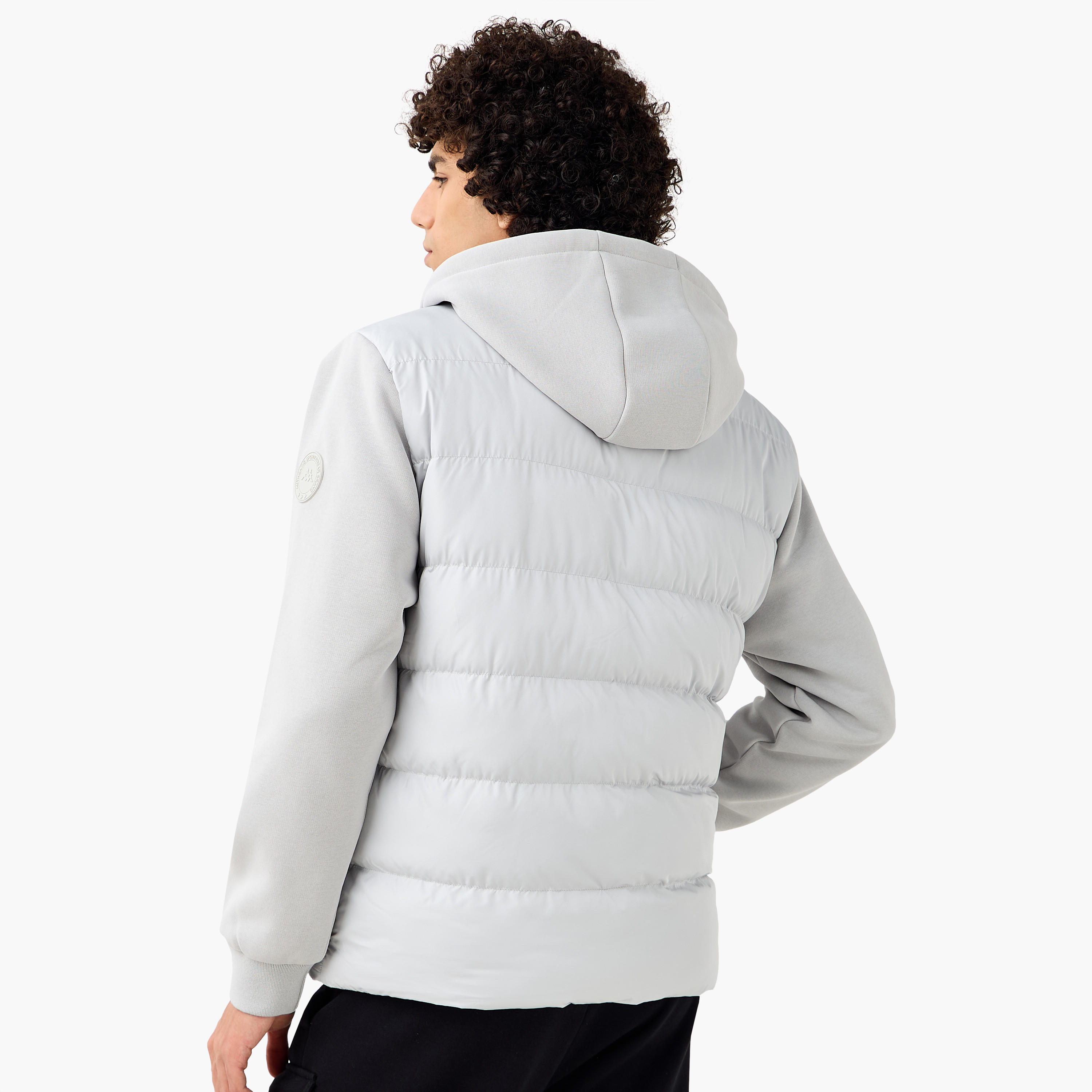جاكيت منفوخ بقصّة عادية وقبعة للرجال من كابا-men-clothing-jacketsandblazers-jackets-image-4