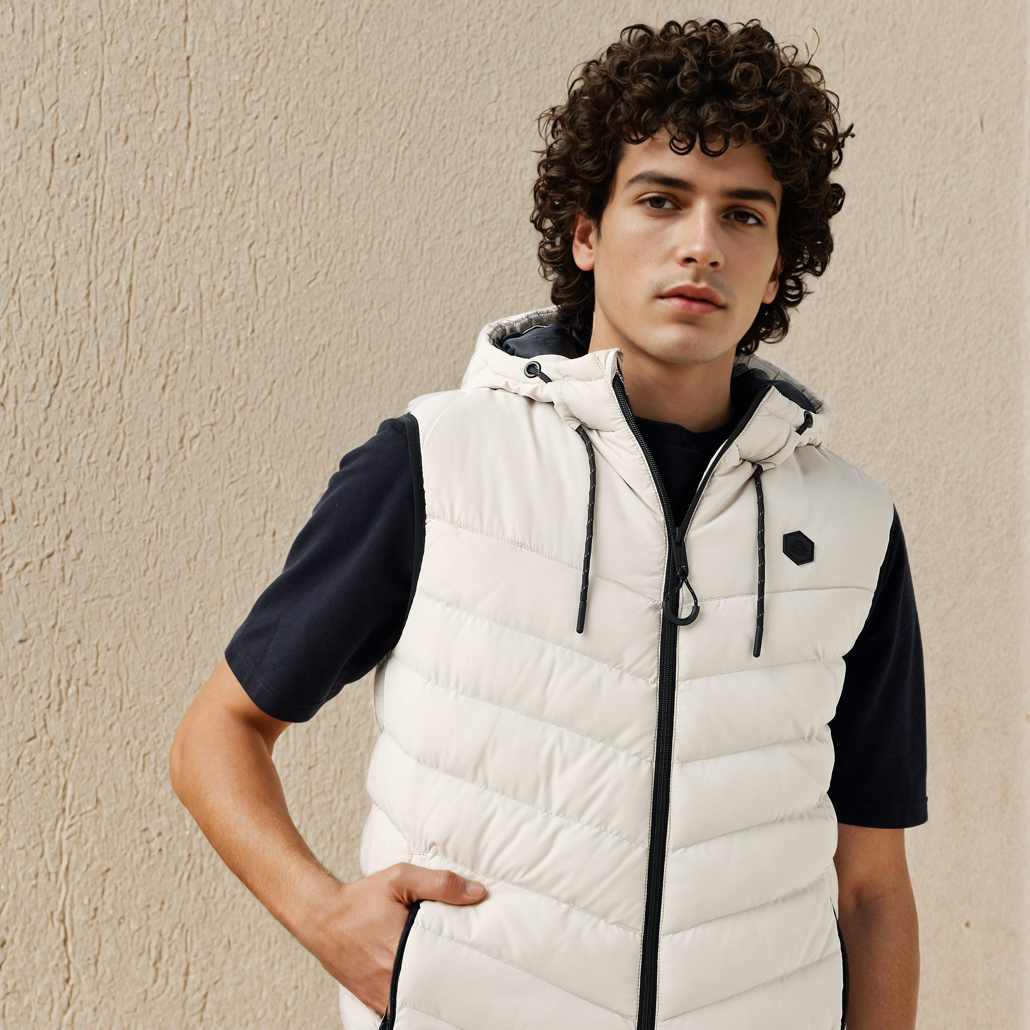 Kappa Men Sleeveless Hooded Puffer Gilet-men-clothing-jacketsandblazers-jackets-image-4