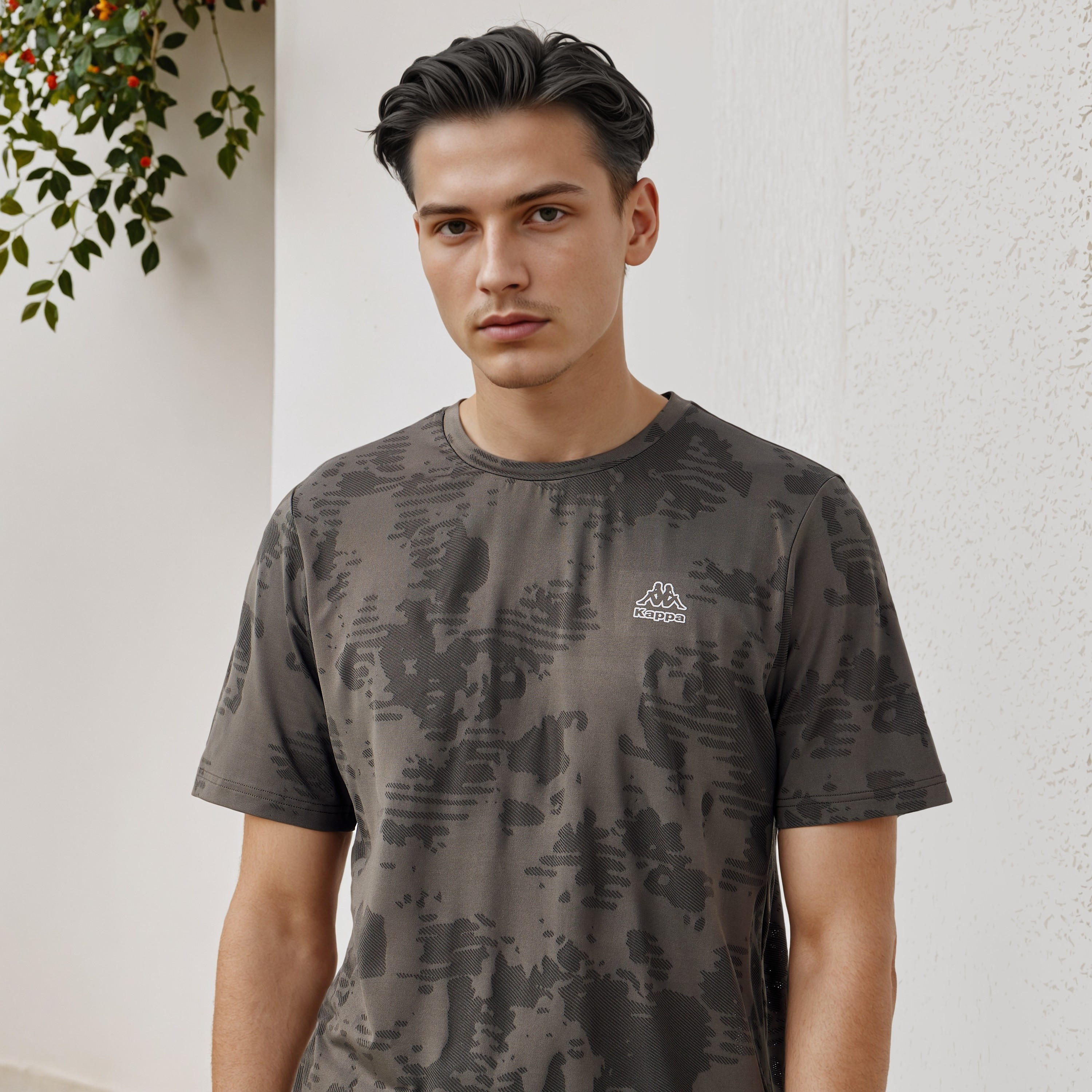 تيشيرت رياضي بارز الملمس من كابا-men-clothing-sportswearandactivewear-tshirtsandpolos-image-4
