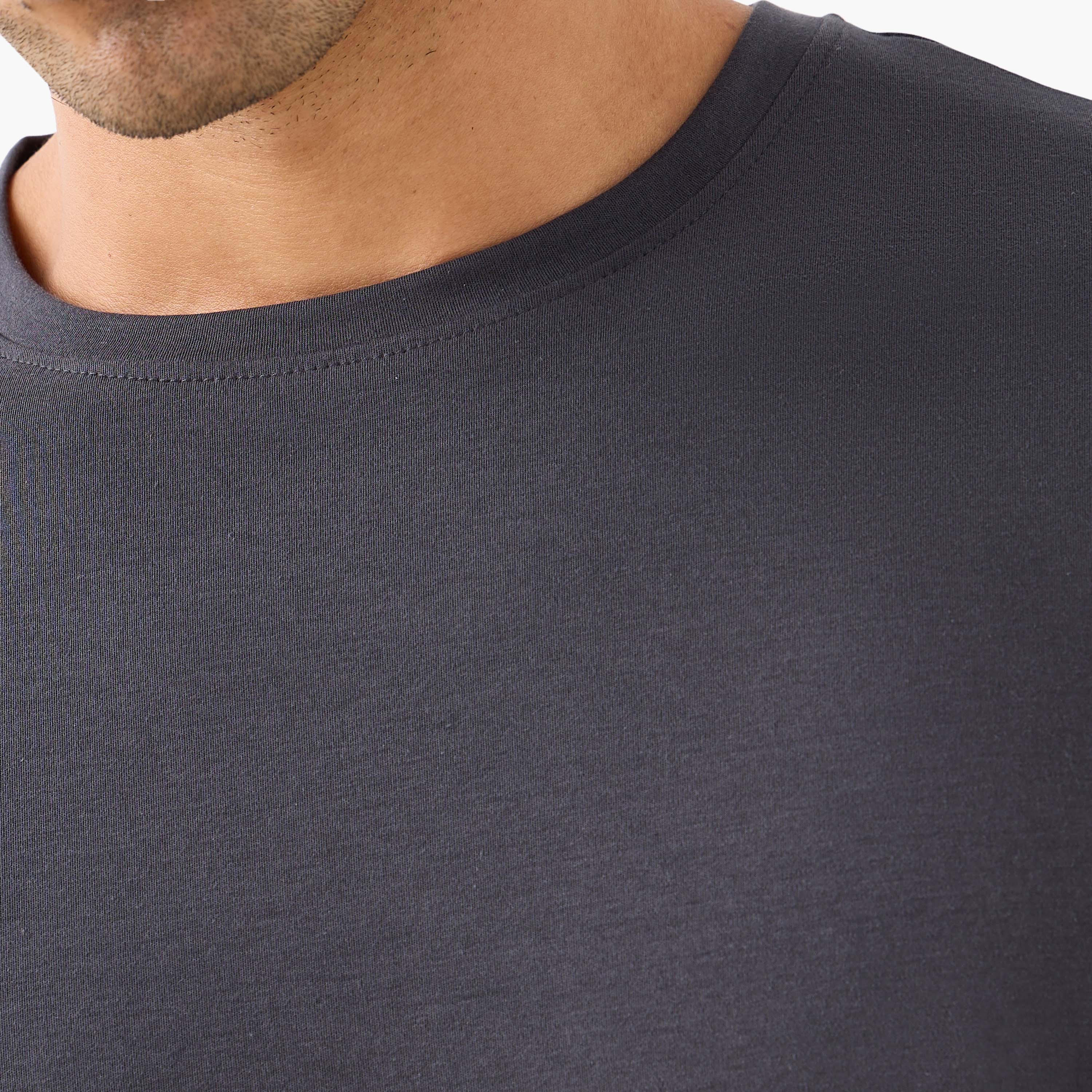 تيشيرت رجالي من لاف بانجولين-men-clothing-sportswearandactivewear-tshirtsandpolos-image-1