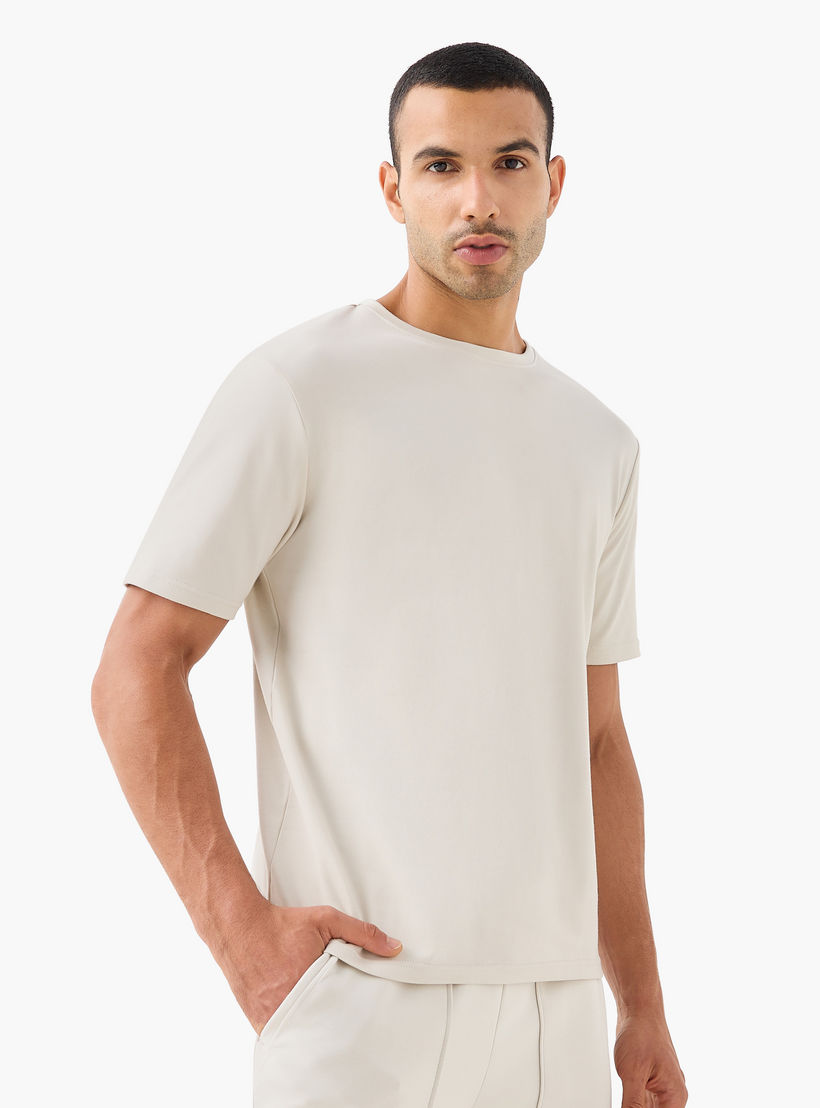 تيشيرت رجالي من لاف بانجولين-men-clothing-sportswearandactivewear-tshirtsandpolos-image-1