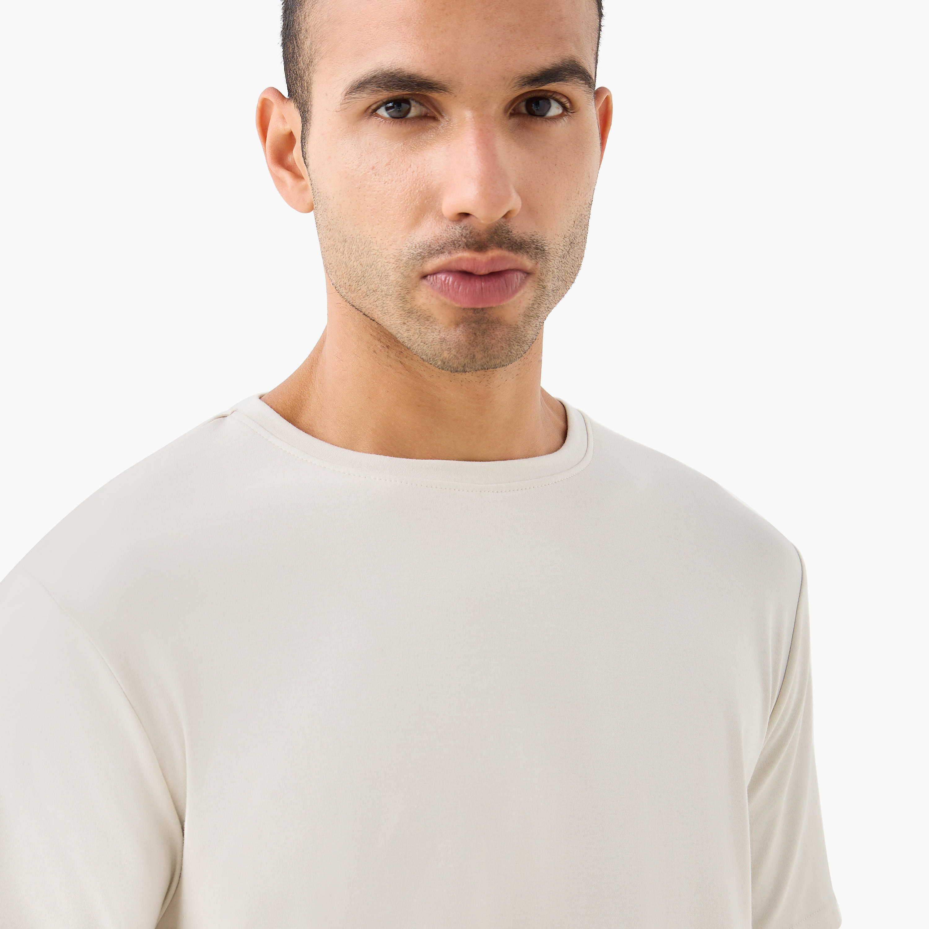 تيشيرت رجالي من لاف بانجولين-men-clothing-sportswearandactivewear-tshirtsandpolos-image-4