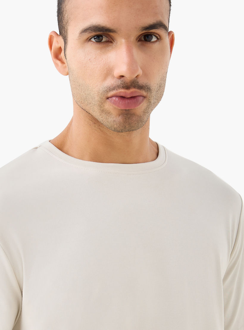 تيشيرت رجالي من لاف بانجولين-men-clothing-sportswearandactivewear-tshirtsandpolos-image-4
