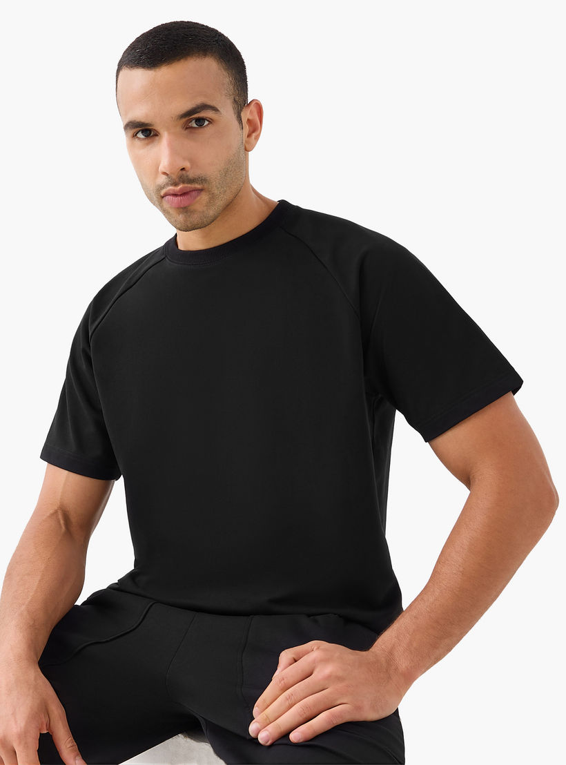 Love Pangolin Men Raglan Sleeves Oversized T-shirt-men-clothing-sportswearandactivewear-tshirtsandpolos-image-1