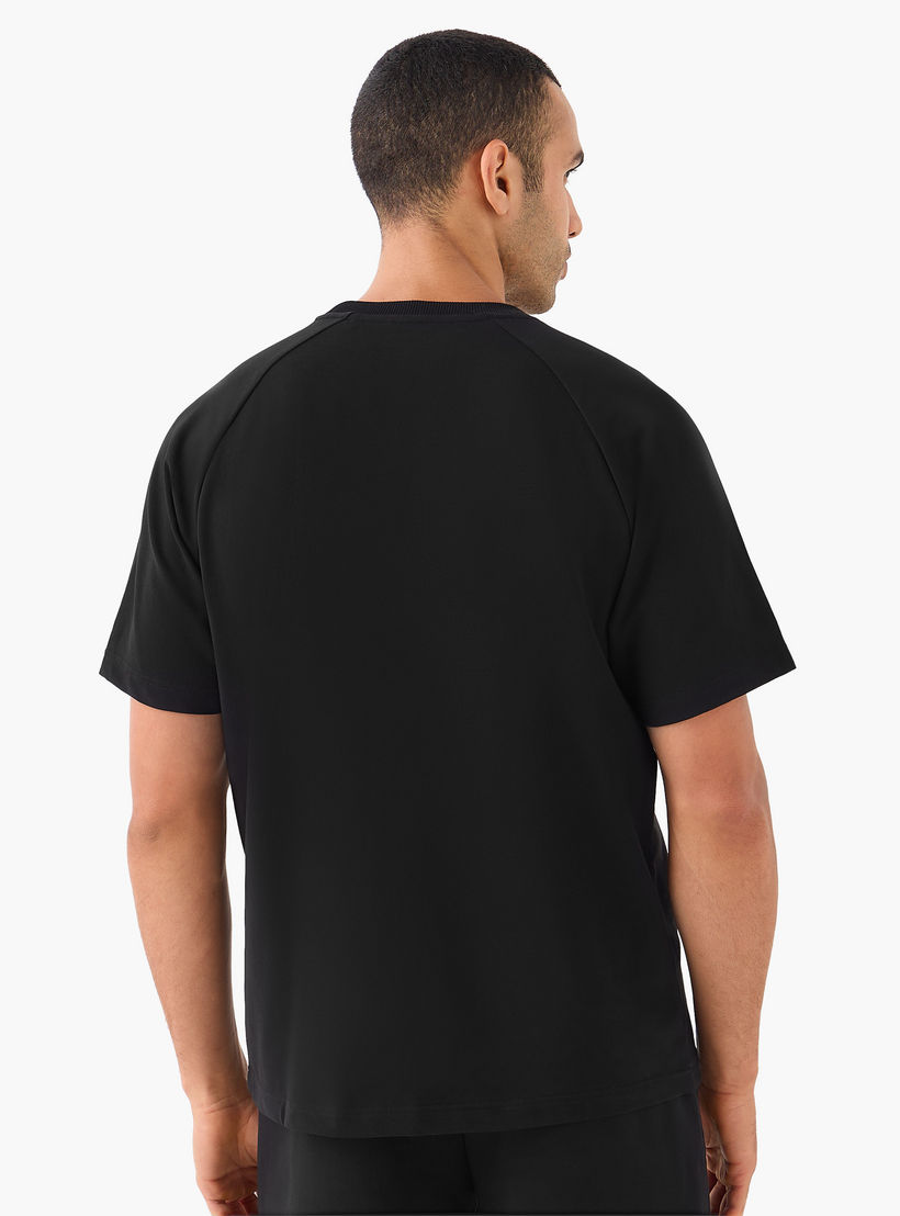 Love Pangolin Men Raglan Sleeves Oversized T-shirt-men-clothing-sportswearandactivewear-tshirtsandpolos-image-3