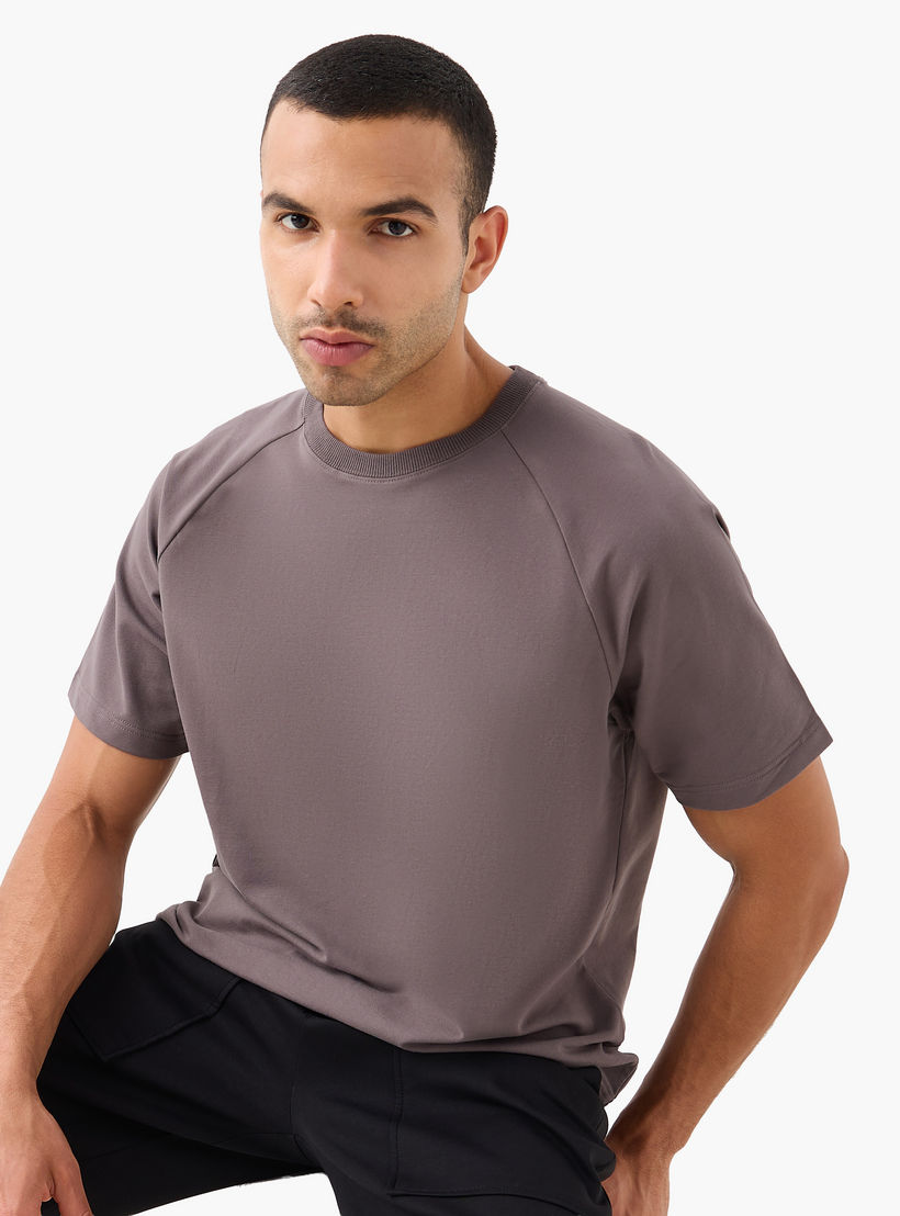 Love Pangolin Men Raglan Sleeves Oversized T-shirt-men-clothing-sportswearandactivewear-tshirtsandpolos-image-1
