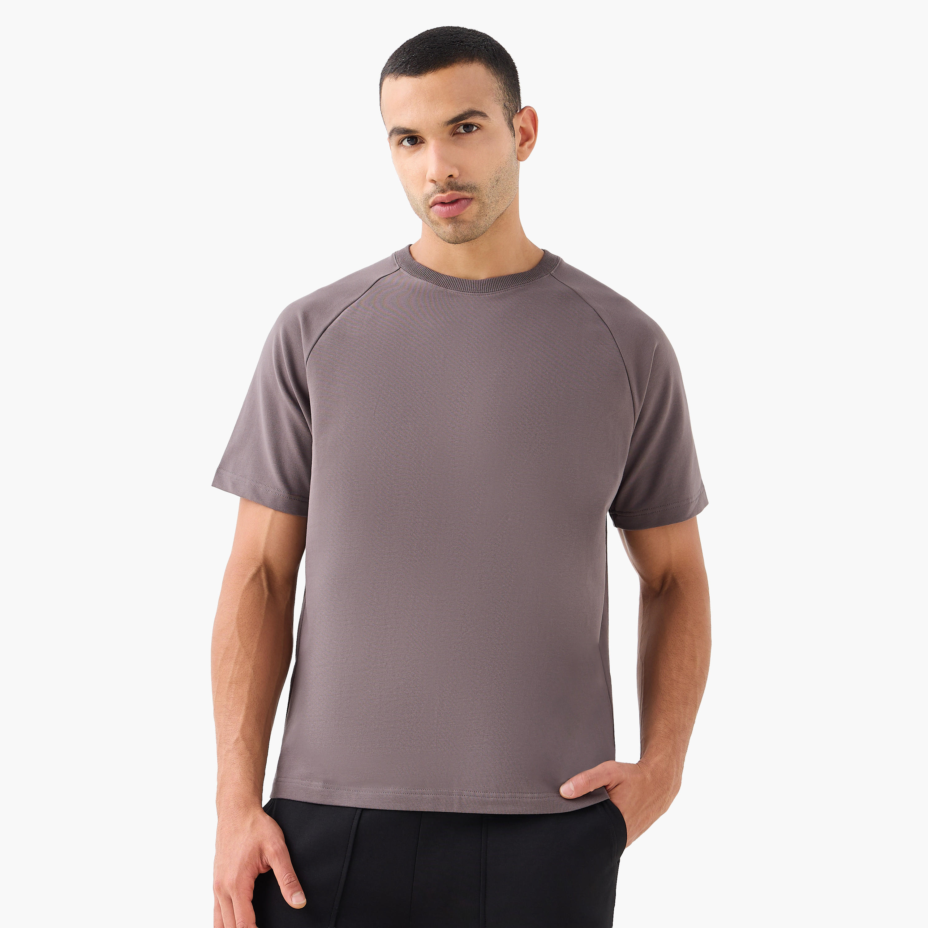 Love Pangolin Men Raglan Sleeves Oversized T-shirt-men-clothing-sportswearandactivewear-tshirtsandpolos-image-4