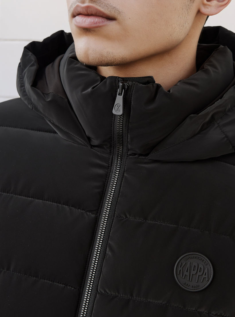 جاكيت منفوخ بقصّة عادية وقبعة للرجال من كابا-men-clothing-jacketsandblazers-jackets-image-1