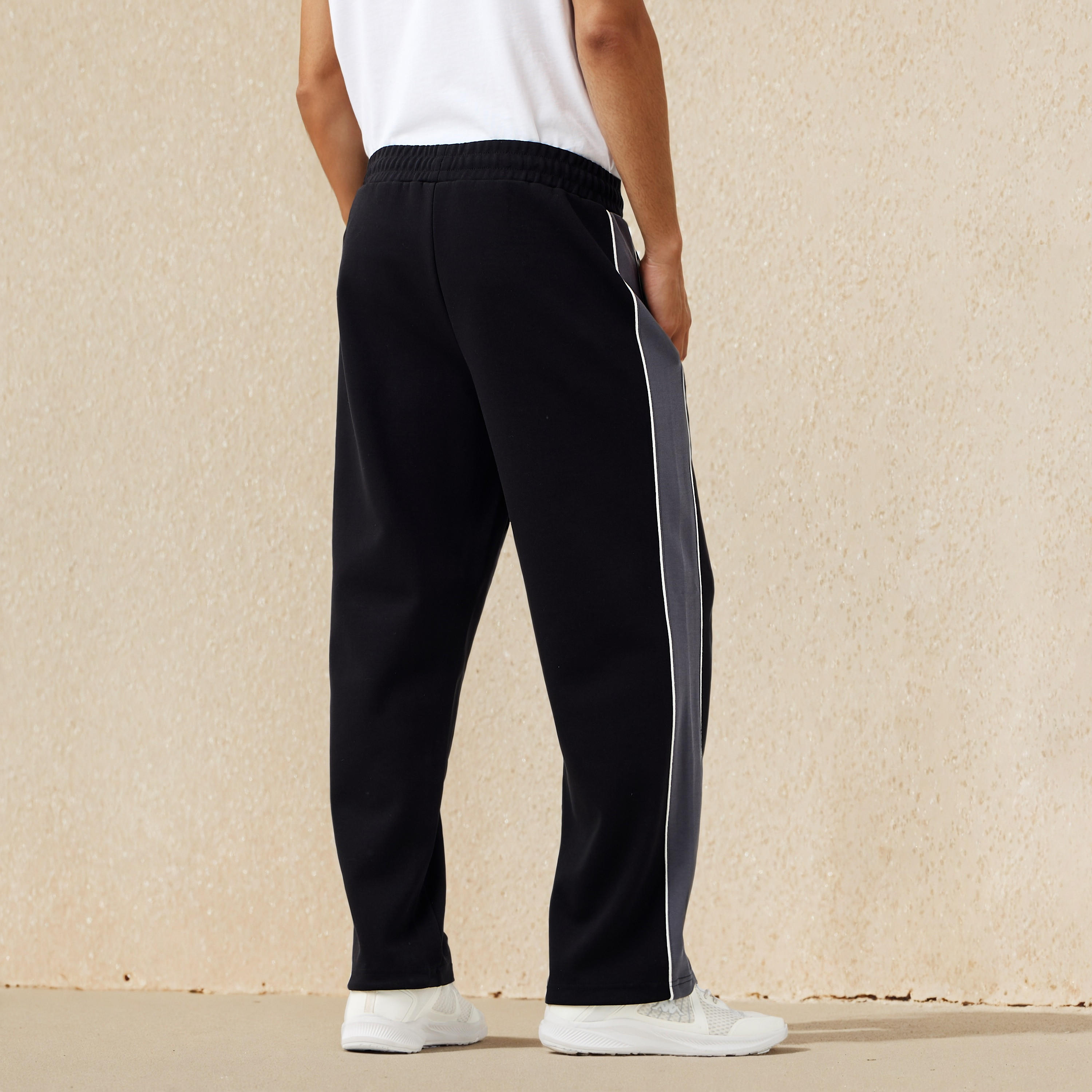 Kappa Men Regular Fit Track Pants-men-clothing-sportswearandactivewear-bottoms-joggers-image-3