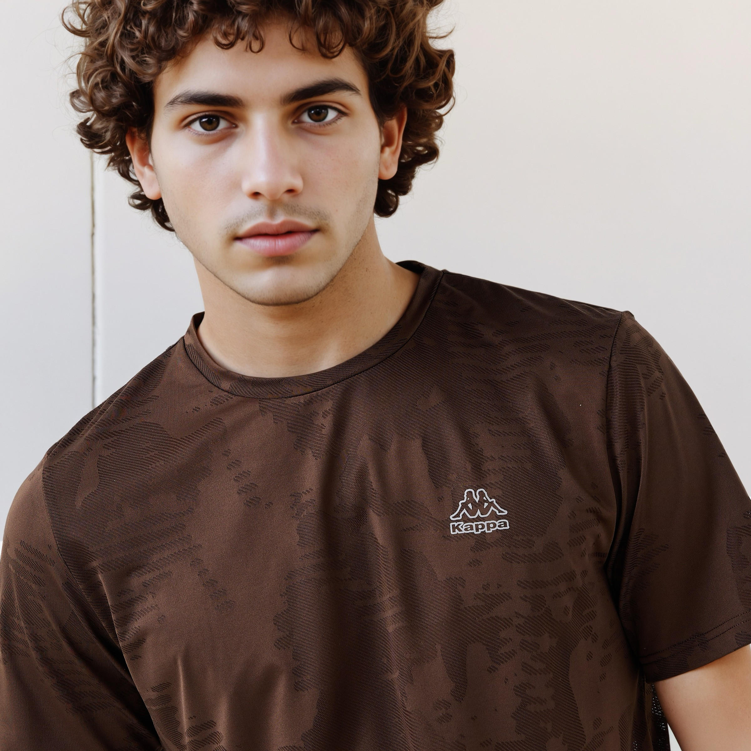 تيشيرت تمرين رجالي بارز الملمس من كابا-men-clothing-sportswearandactivewear-tshirtsandpolos-image-4