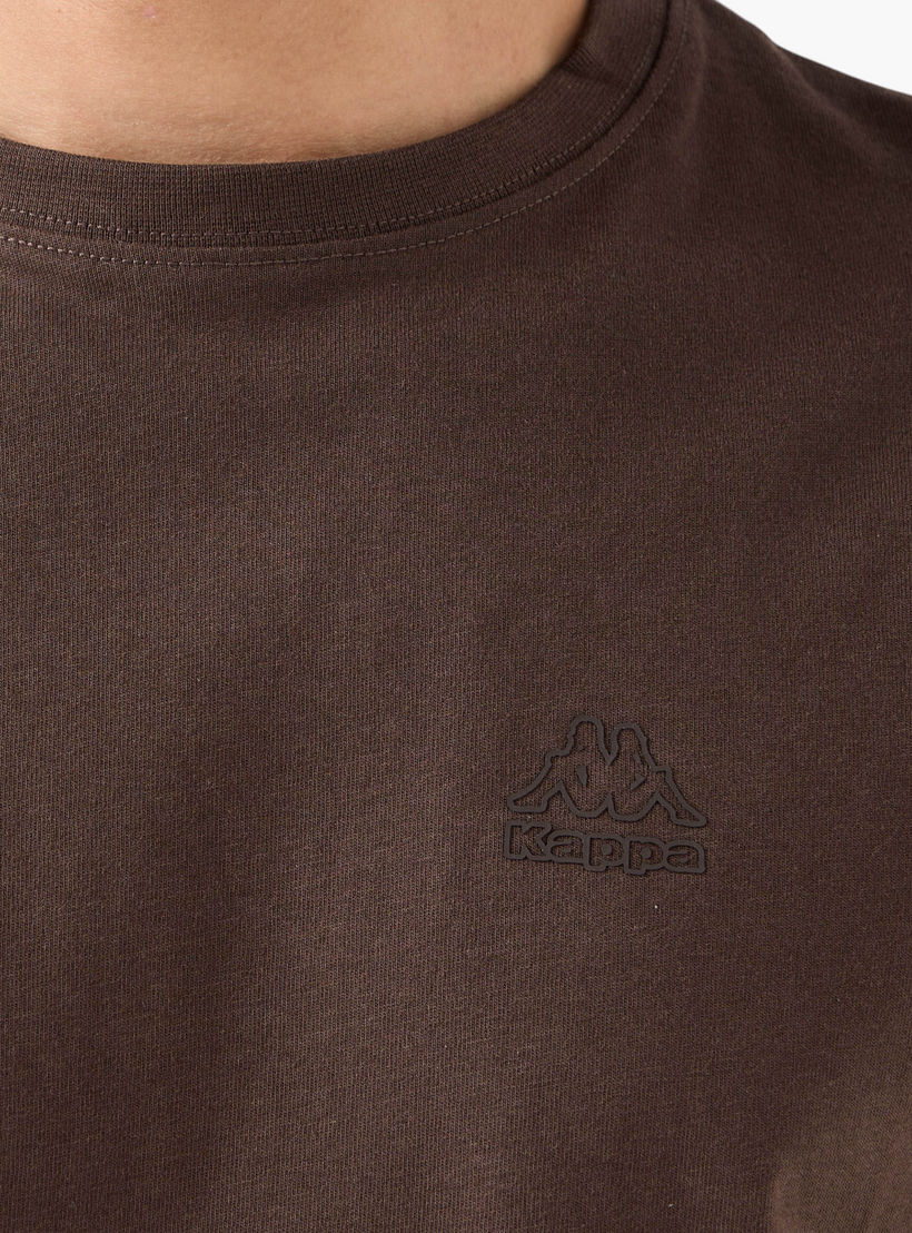 تيشيرت رجالي بطبغات شعار من كابا-men-clothing-tshirtsandpolos-tshirts-image-1