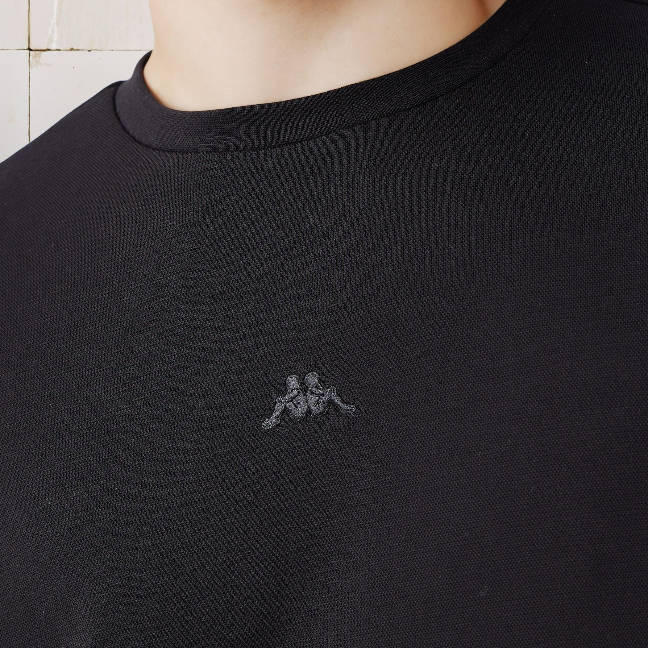 Kappa Men Tape Accent T-shirt-men-clothing-sportswearandactivewear-tshirtsandpolos-image-5