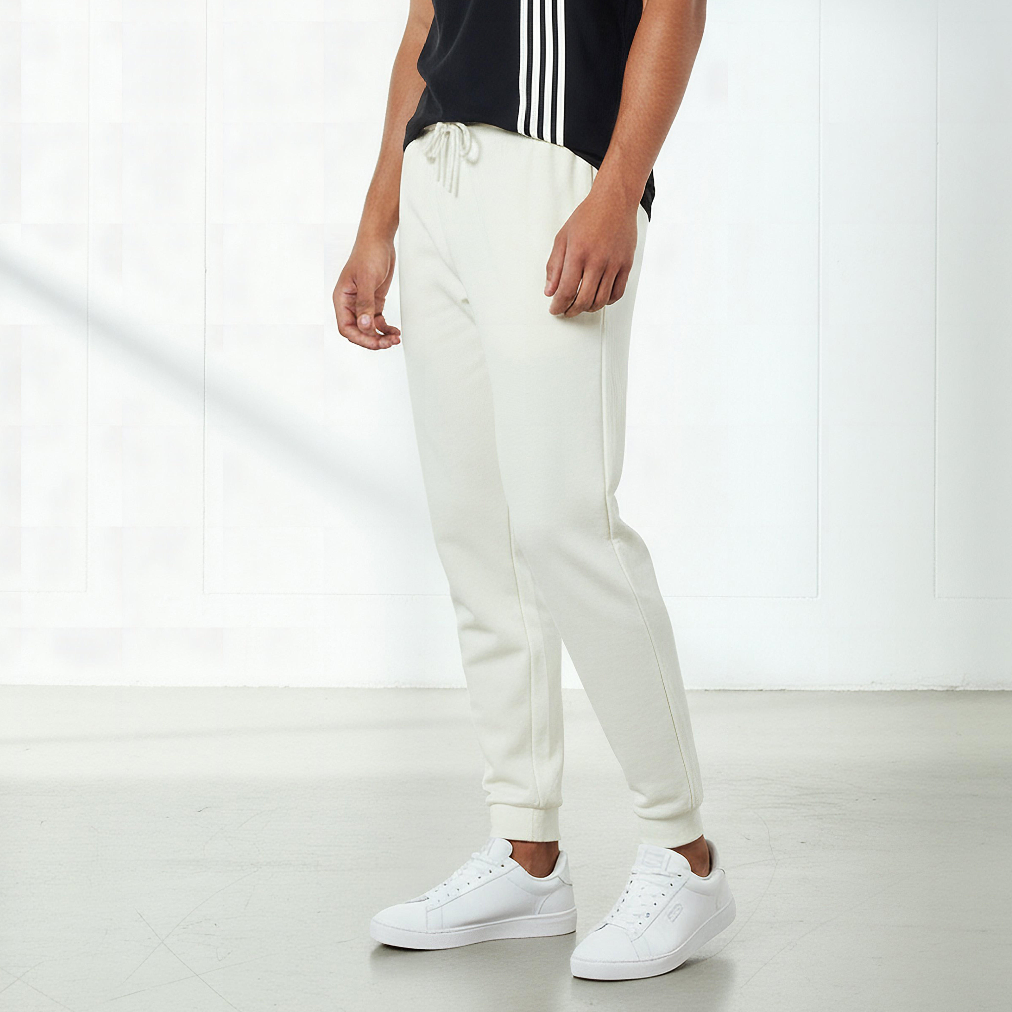 بنطلون رياضي رجالي أساسي برباط إغلاق من كابا-men-clothing-sportswearandactivewear-bottoms-joggers-image-5